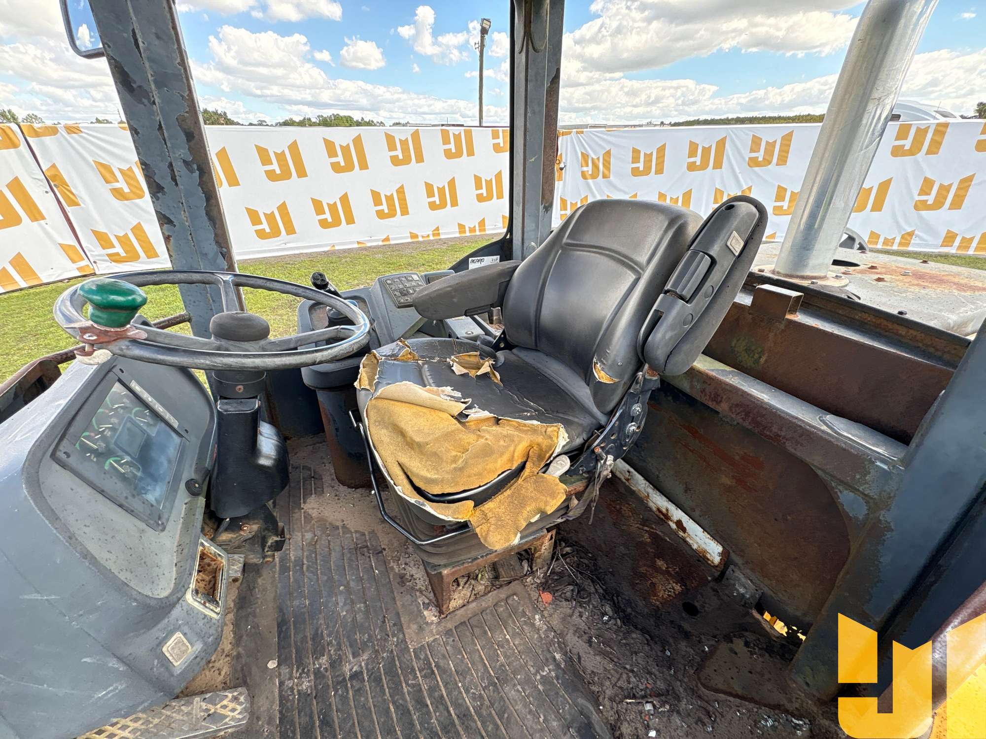 2005 John Deere 544J