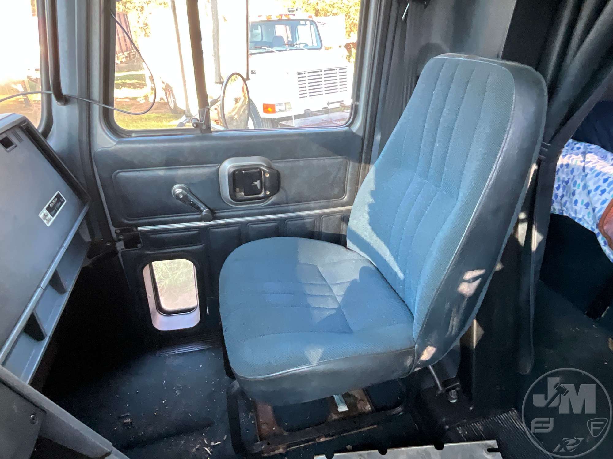 2000 Mack CH613