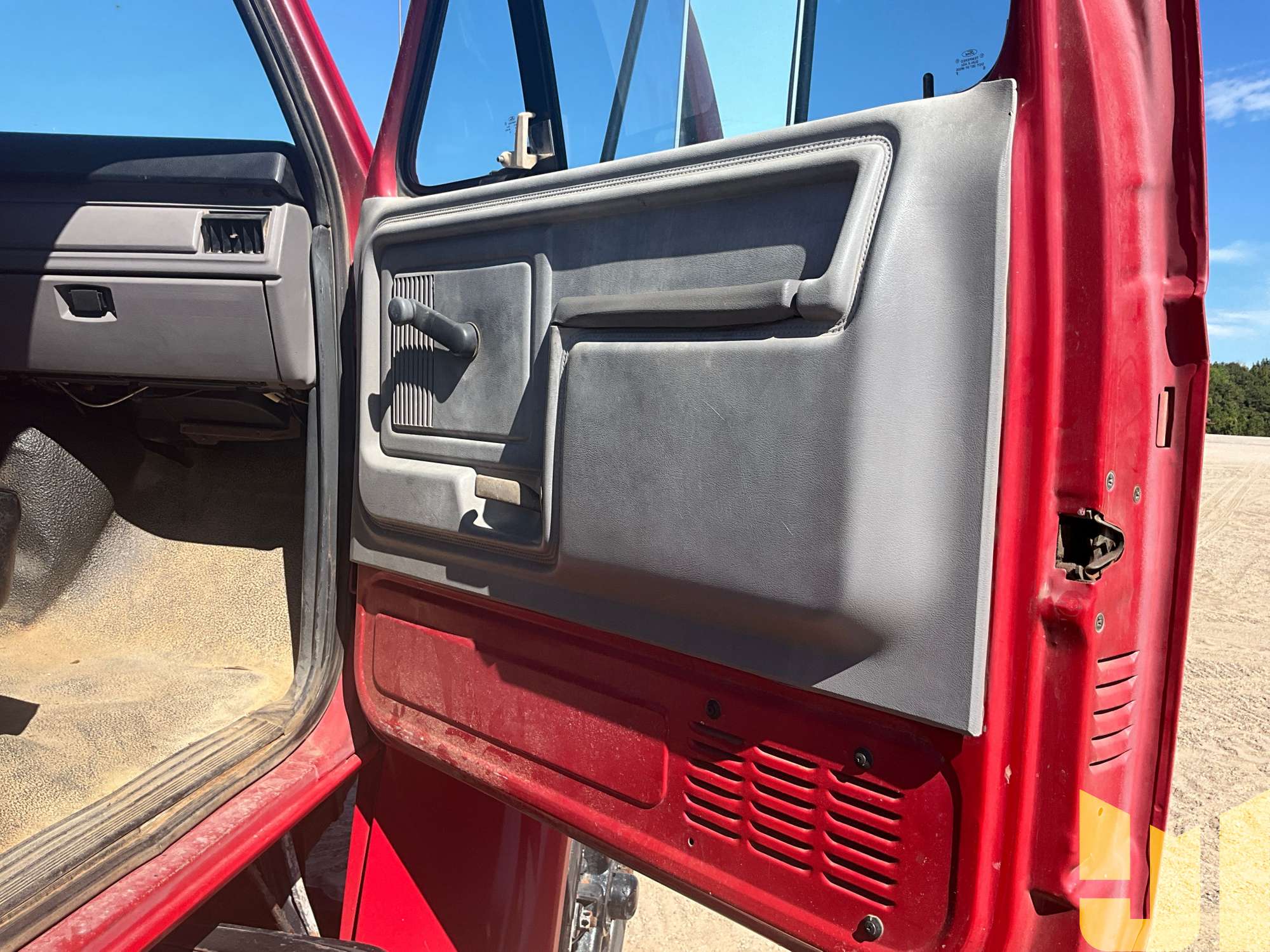 1997 Ford F-800