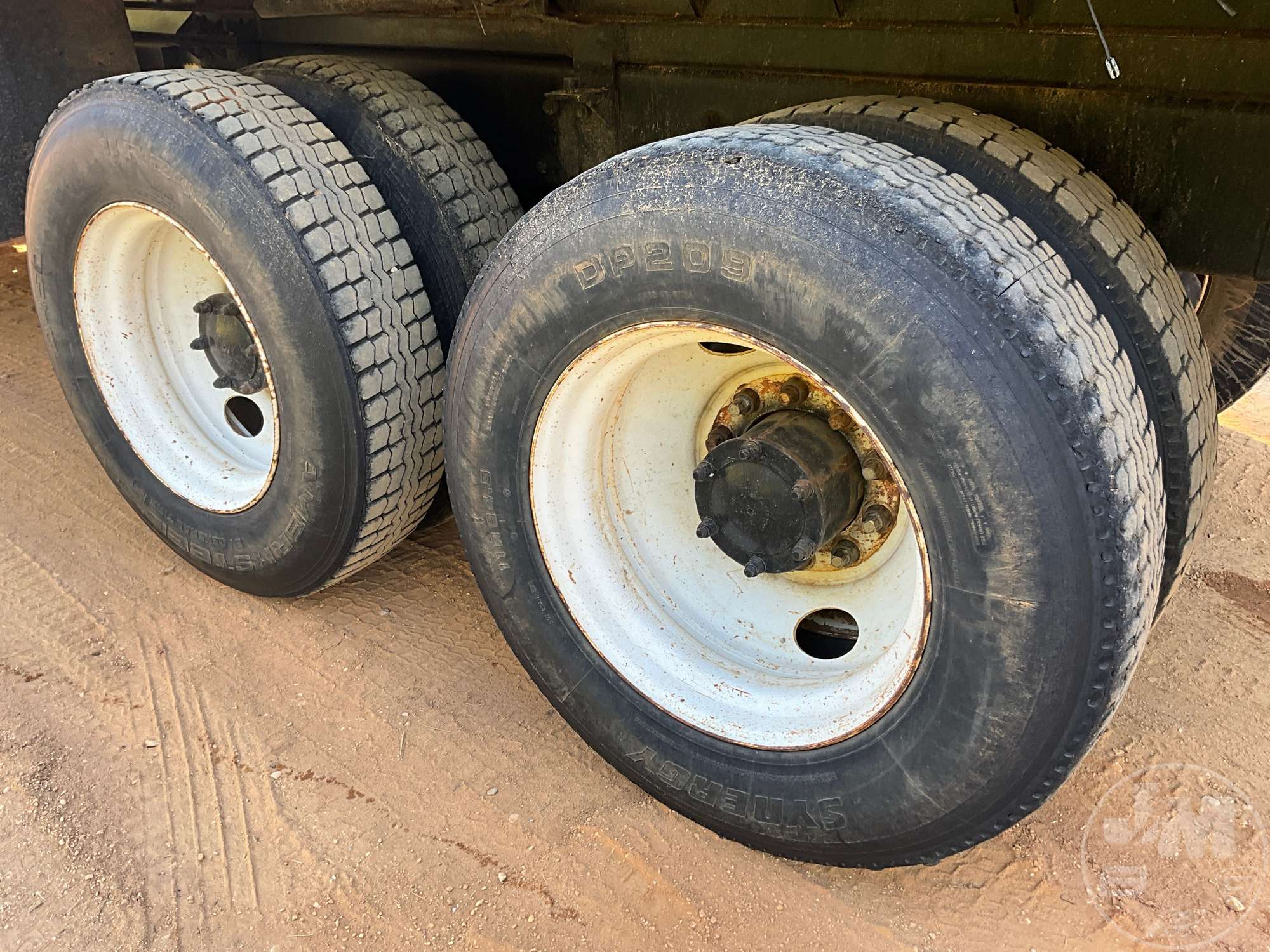 1995 Mack RD 688S