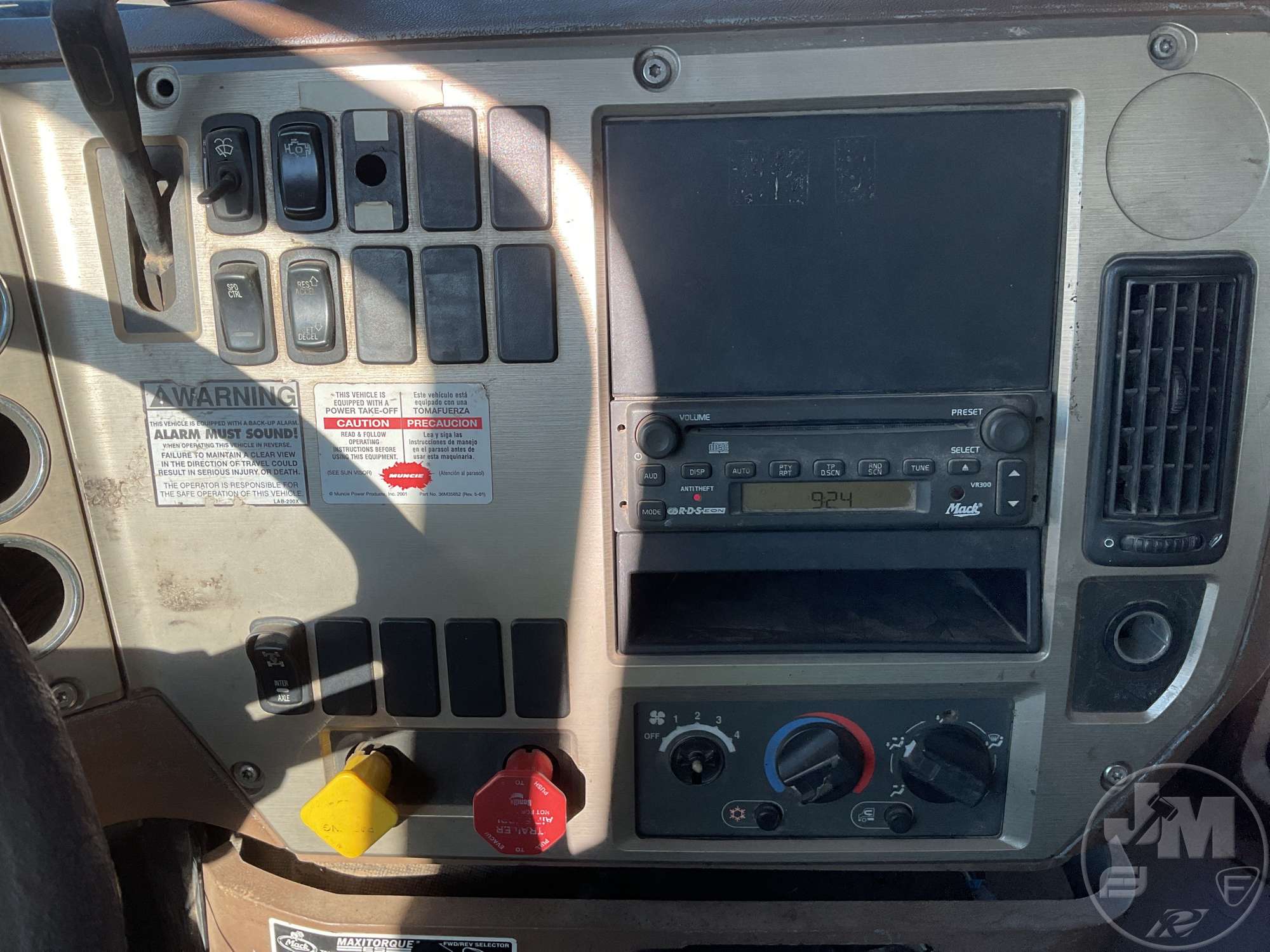 2007 Mack CTP GRANITE