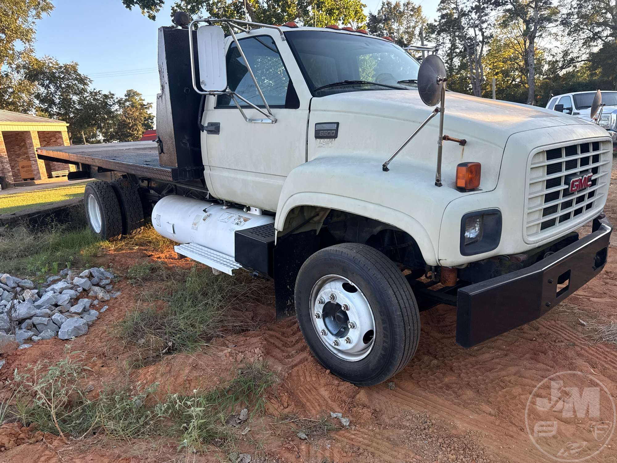 2000 GMC C6