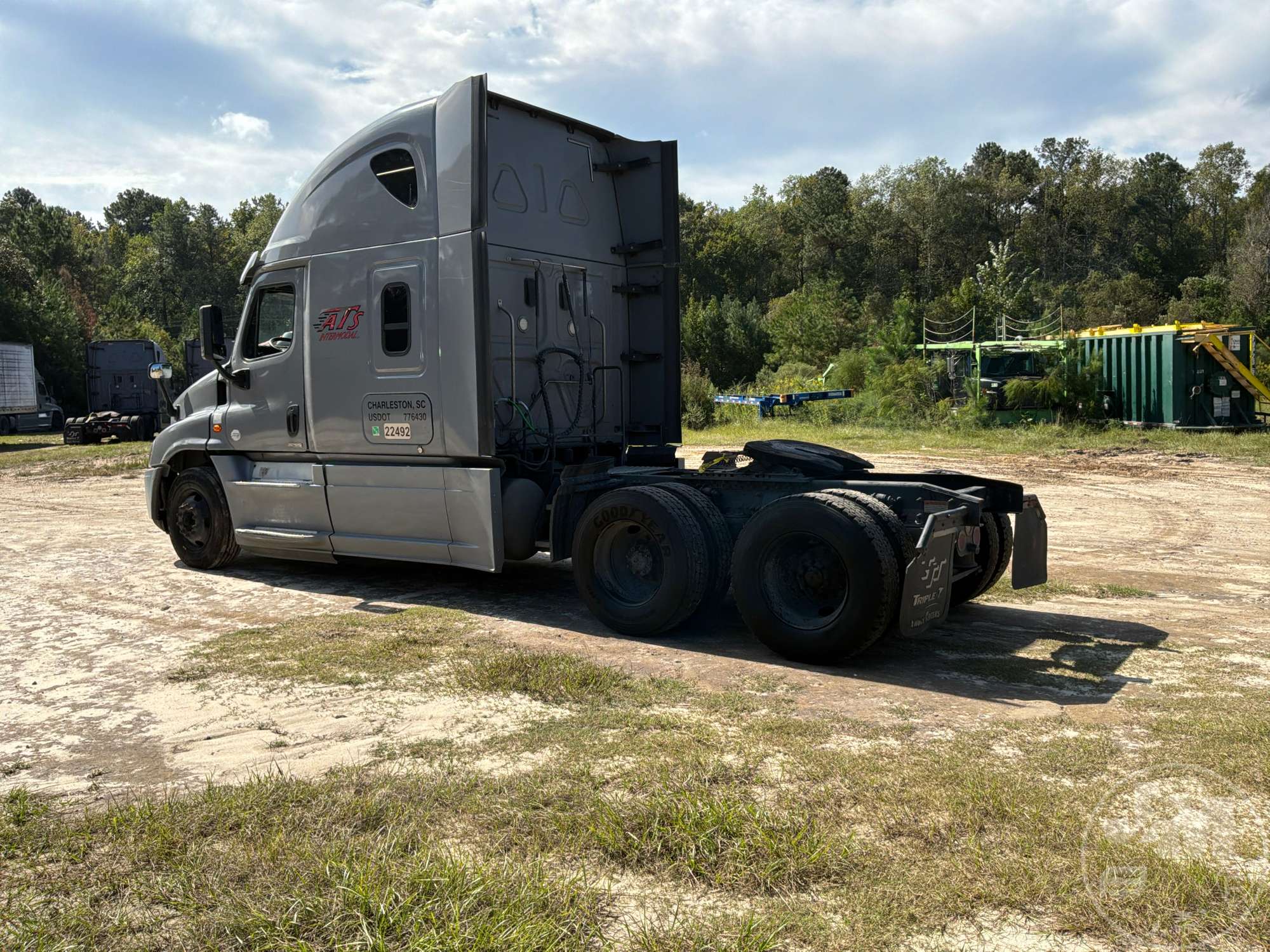 2017 Freightliner CASCADIA