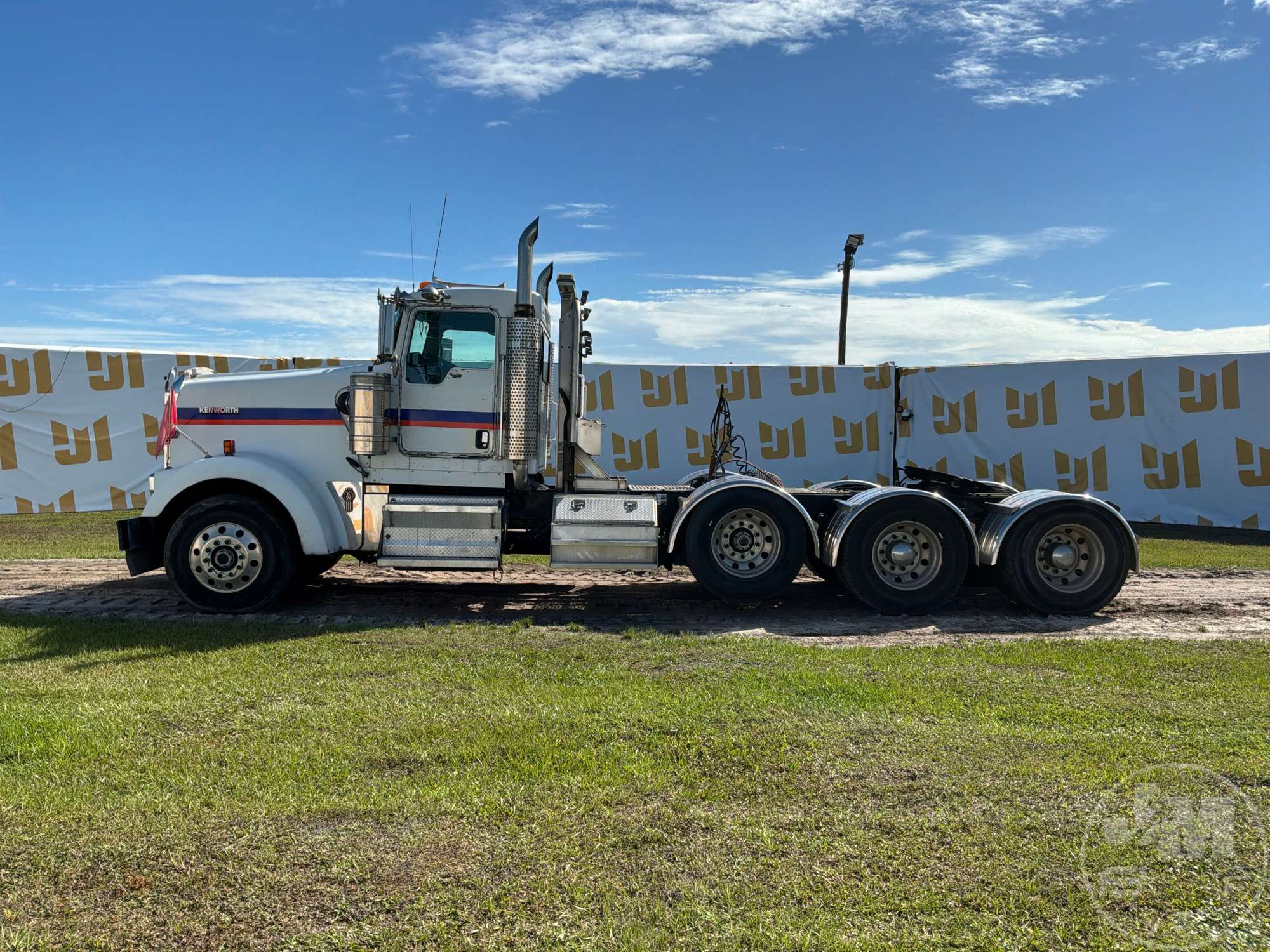 2007 Kenworth W900L