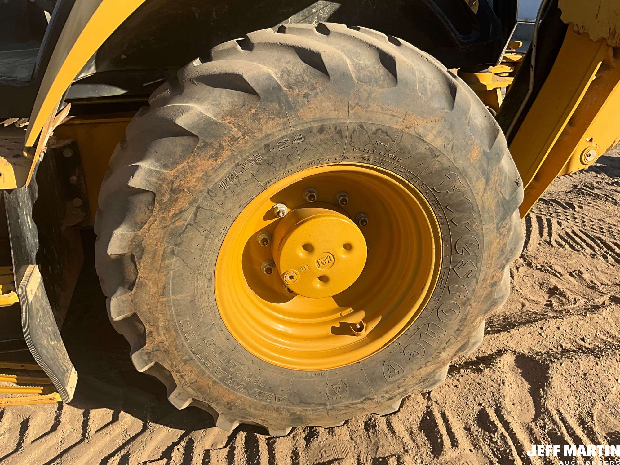 0 Caterpillar 416F2
