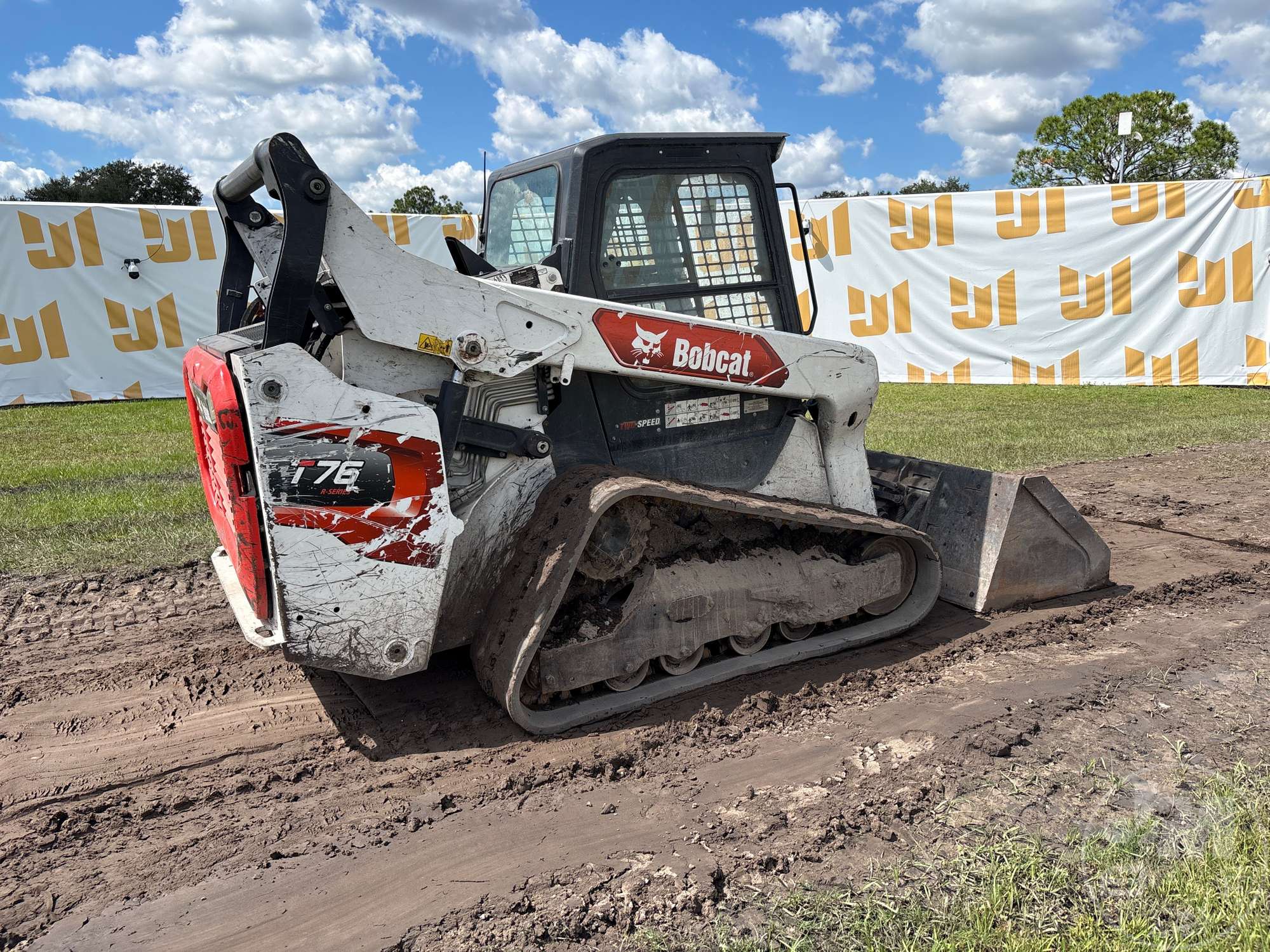 2024 Bobcat T76