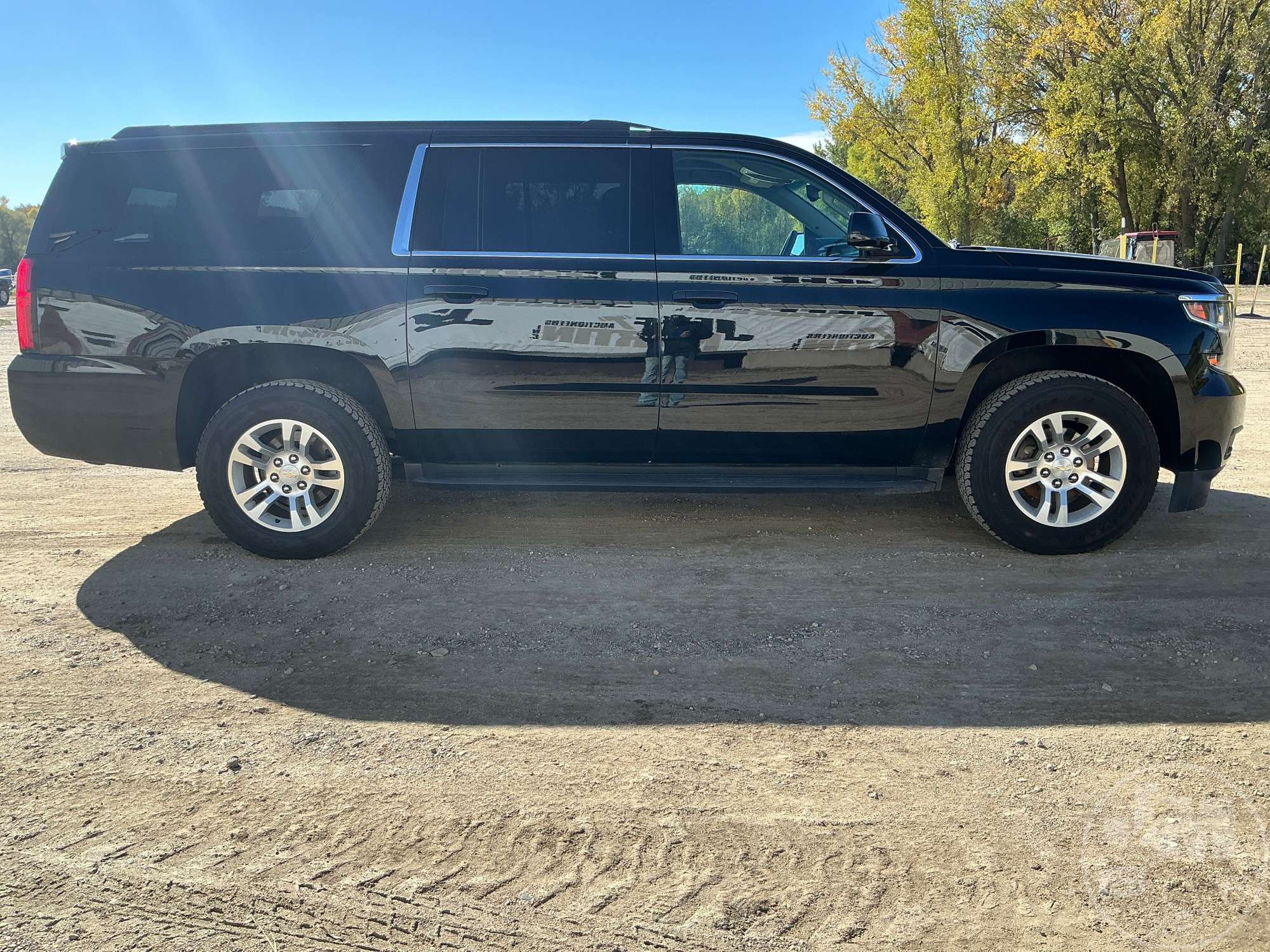 2017 Chevrolet SUBURBAN