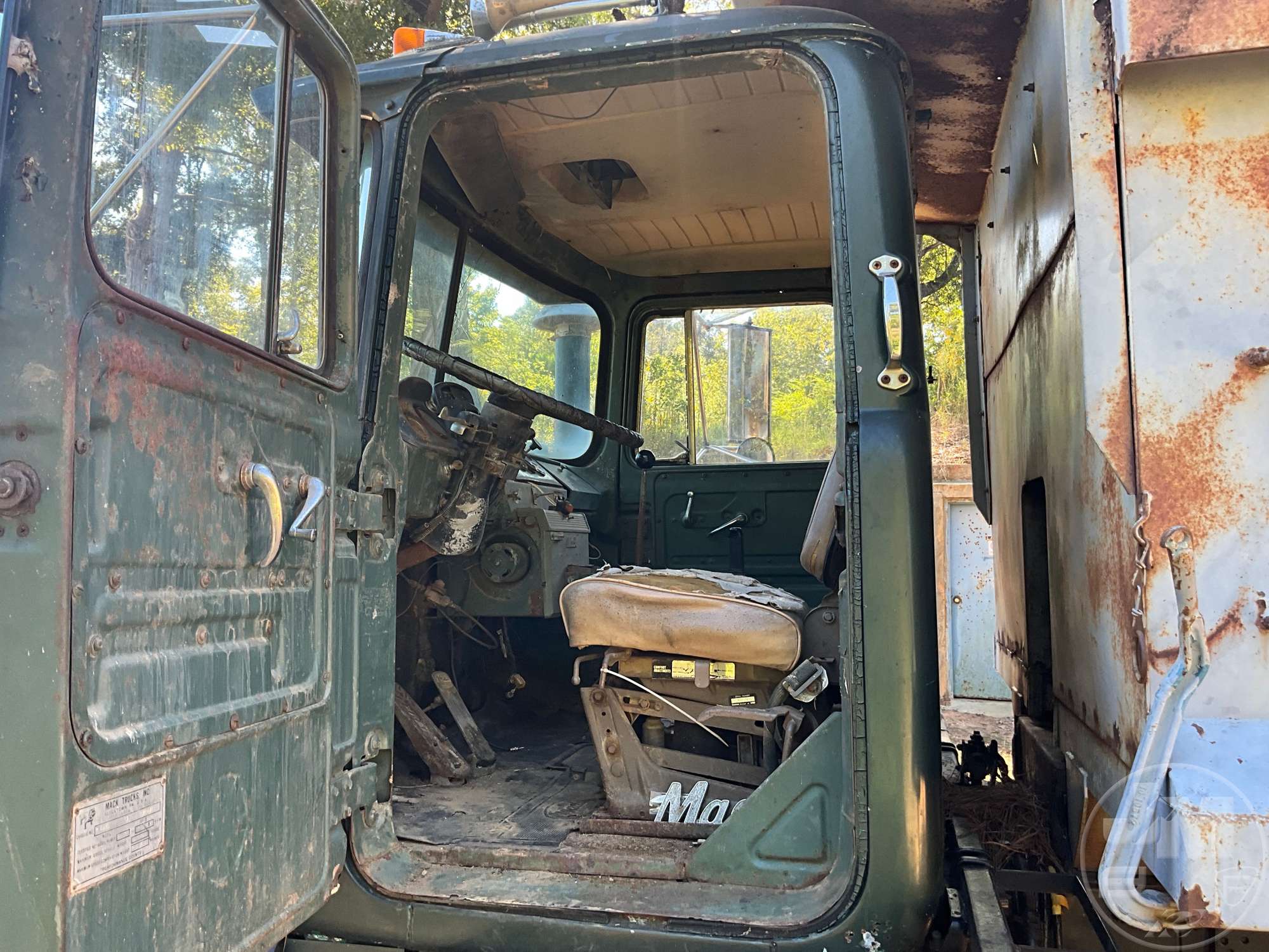0 Mack R-600