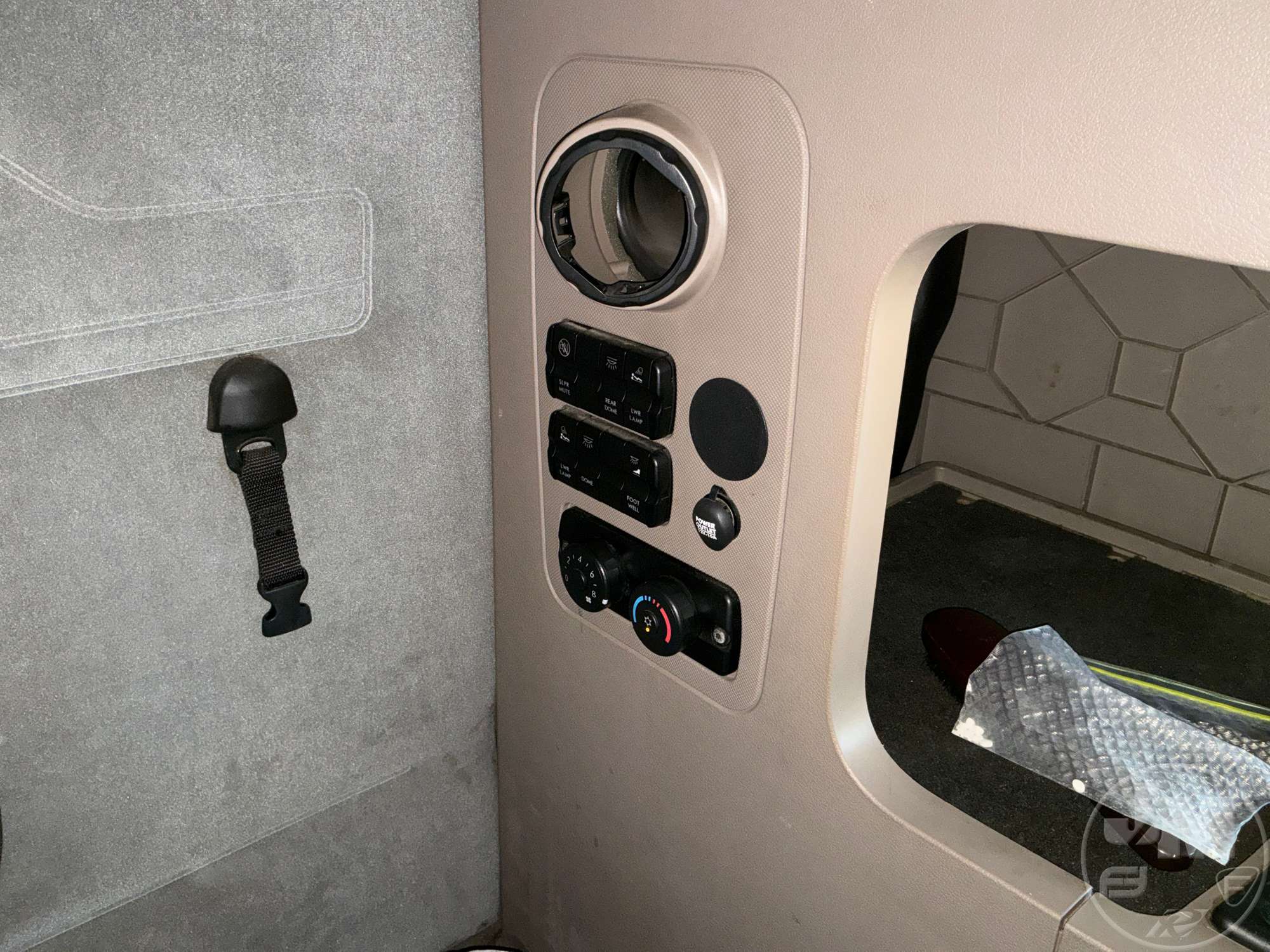 2015 Freightliner CASCADIA