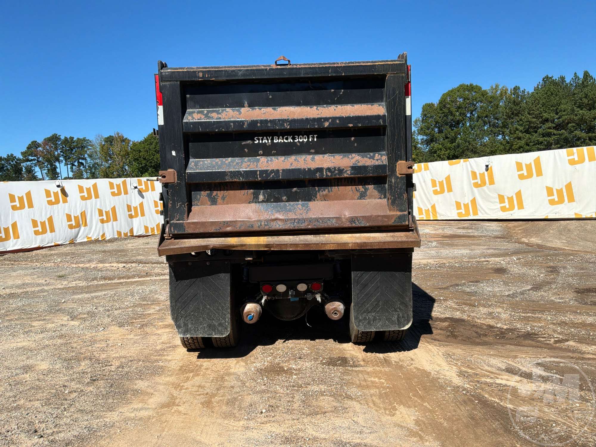 2022 Kenworth T880