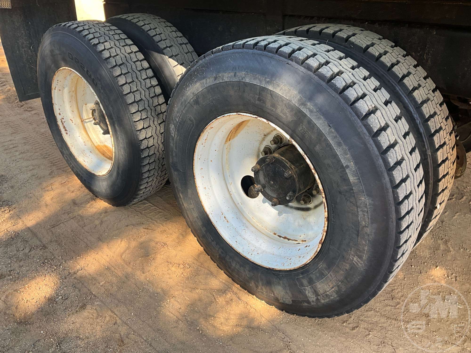 1995 Mack RD 688S