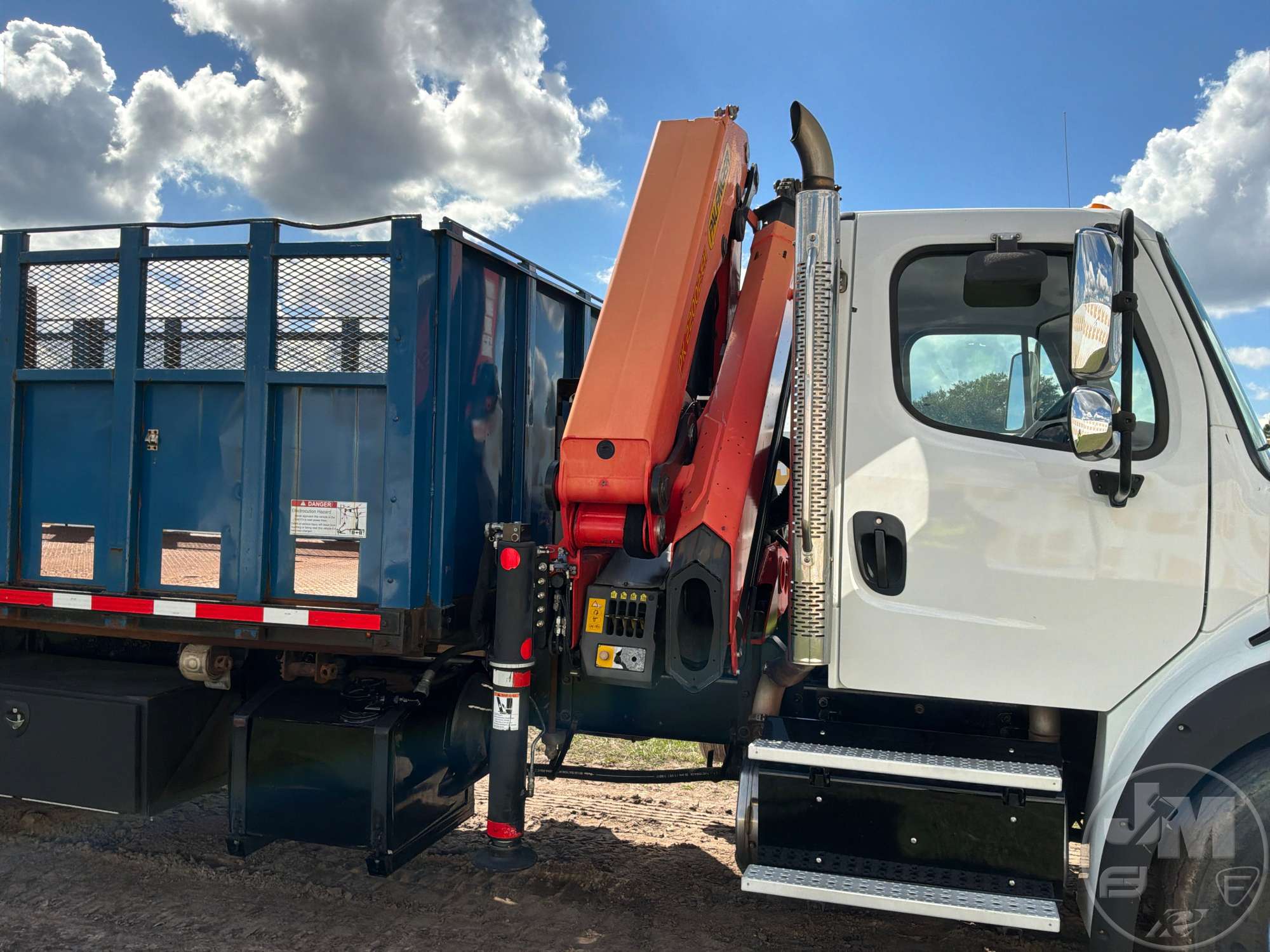 2018 Freightliner M2