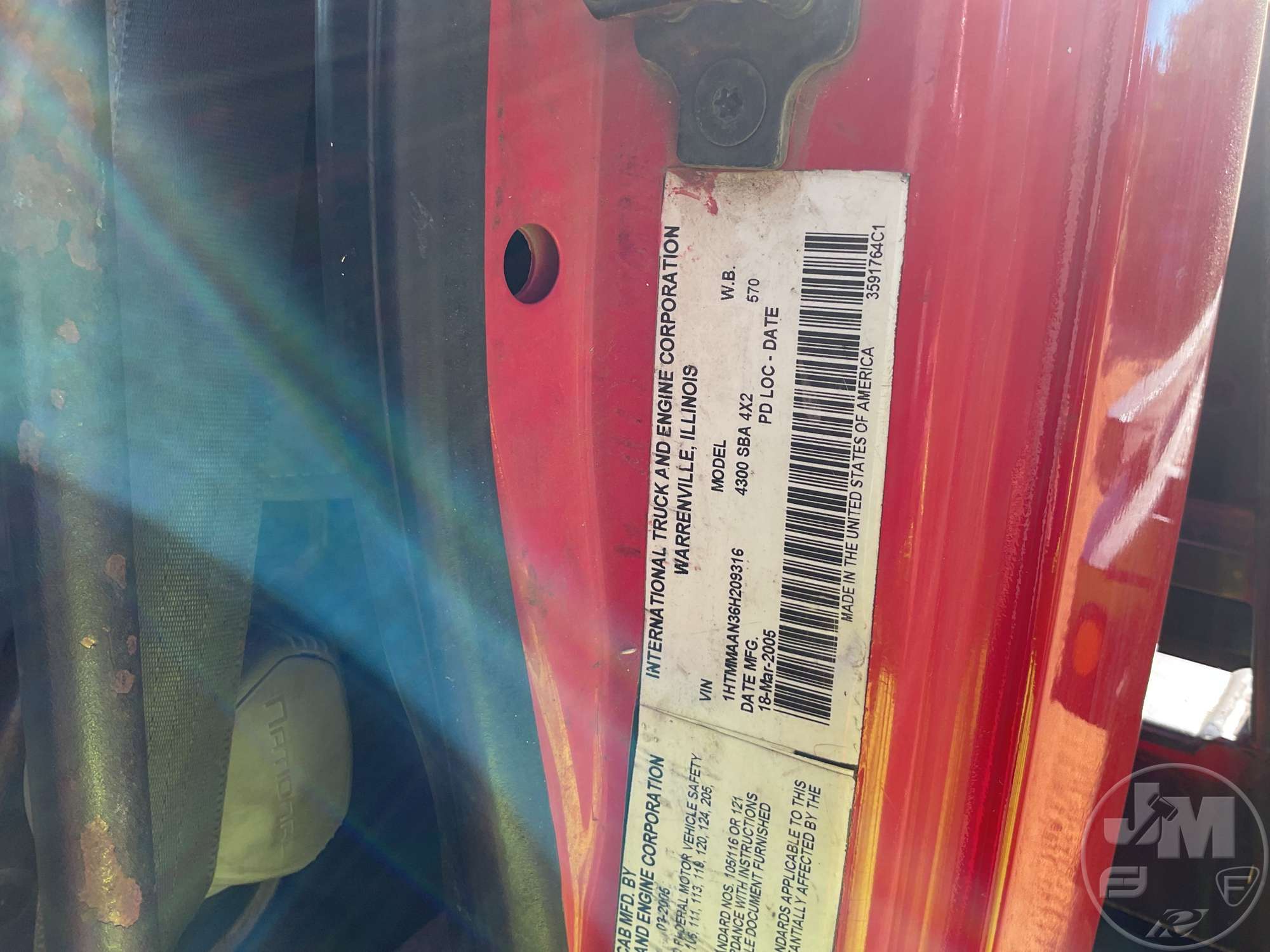 2006 International 4300 SBA 4X2