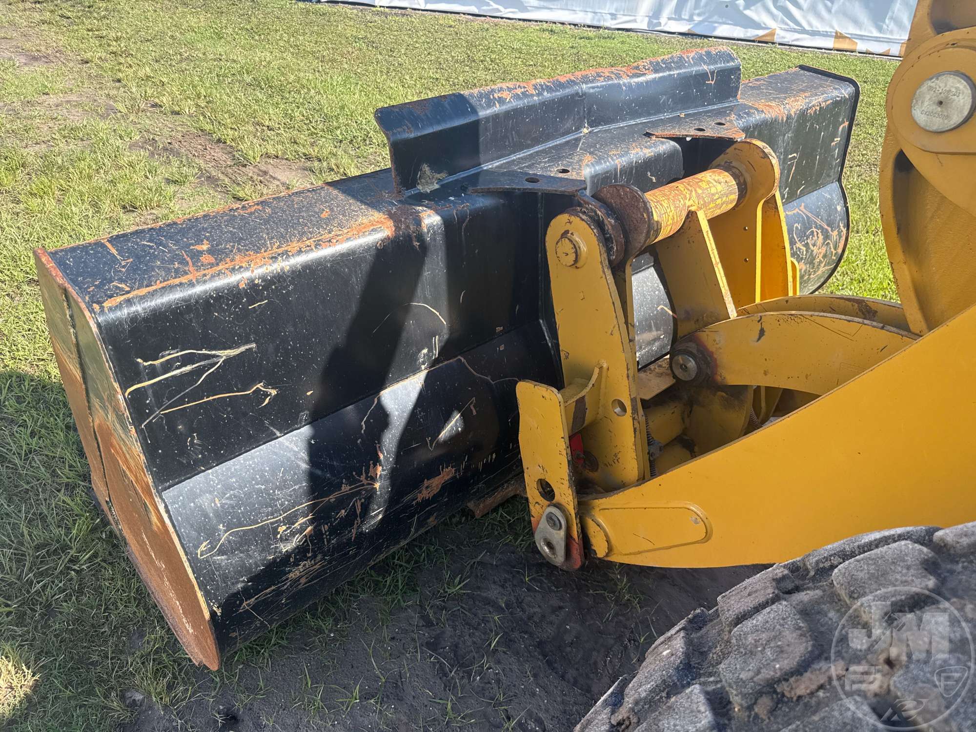 2021 Caterpillar 910