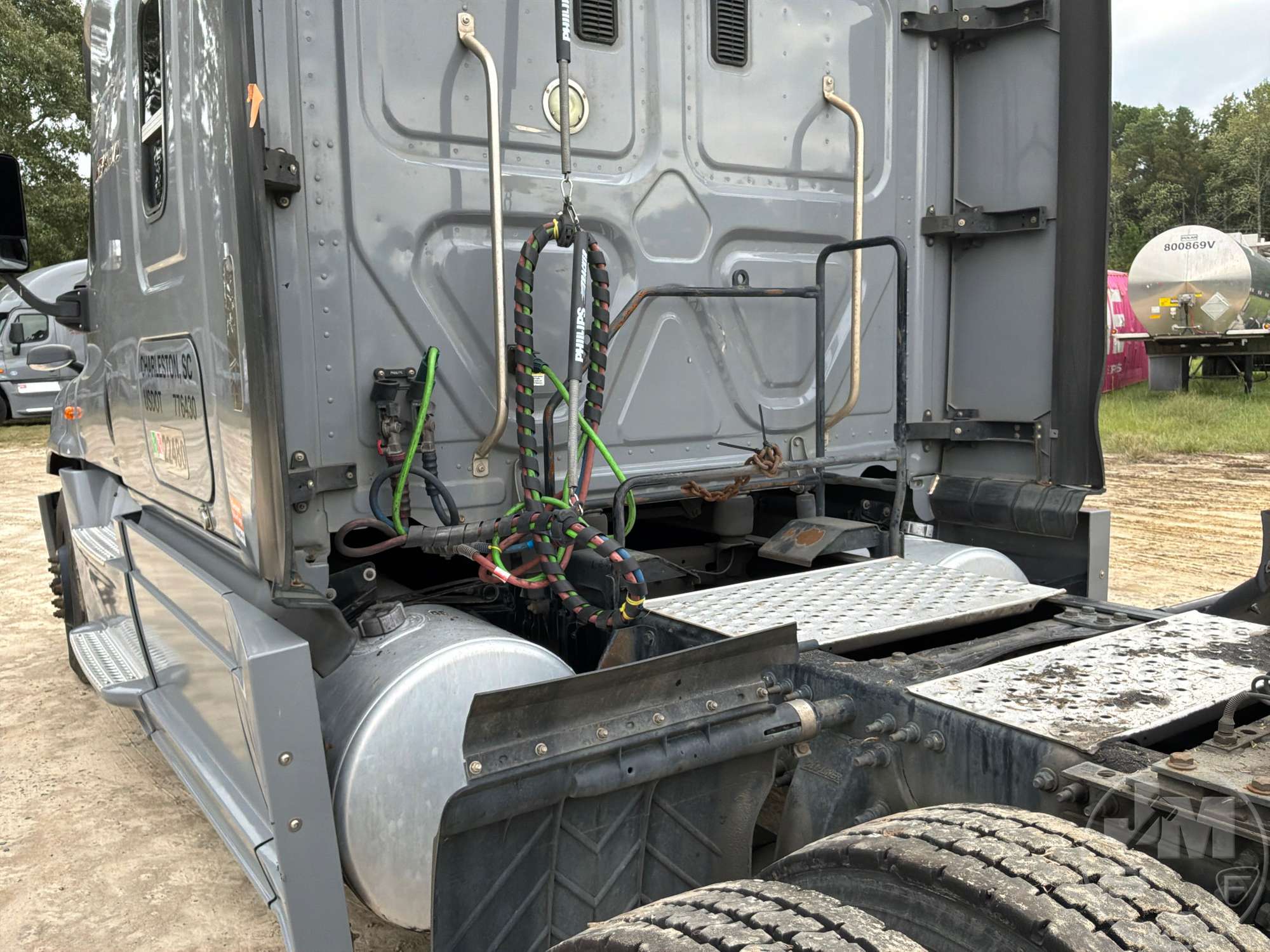 2016 Freightliner CASCADIA