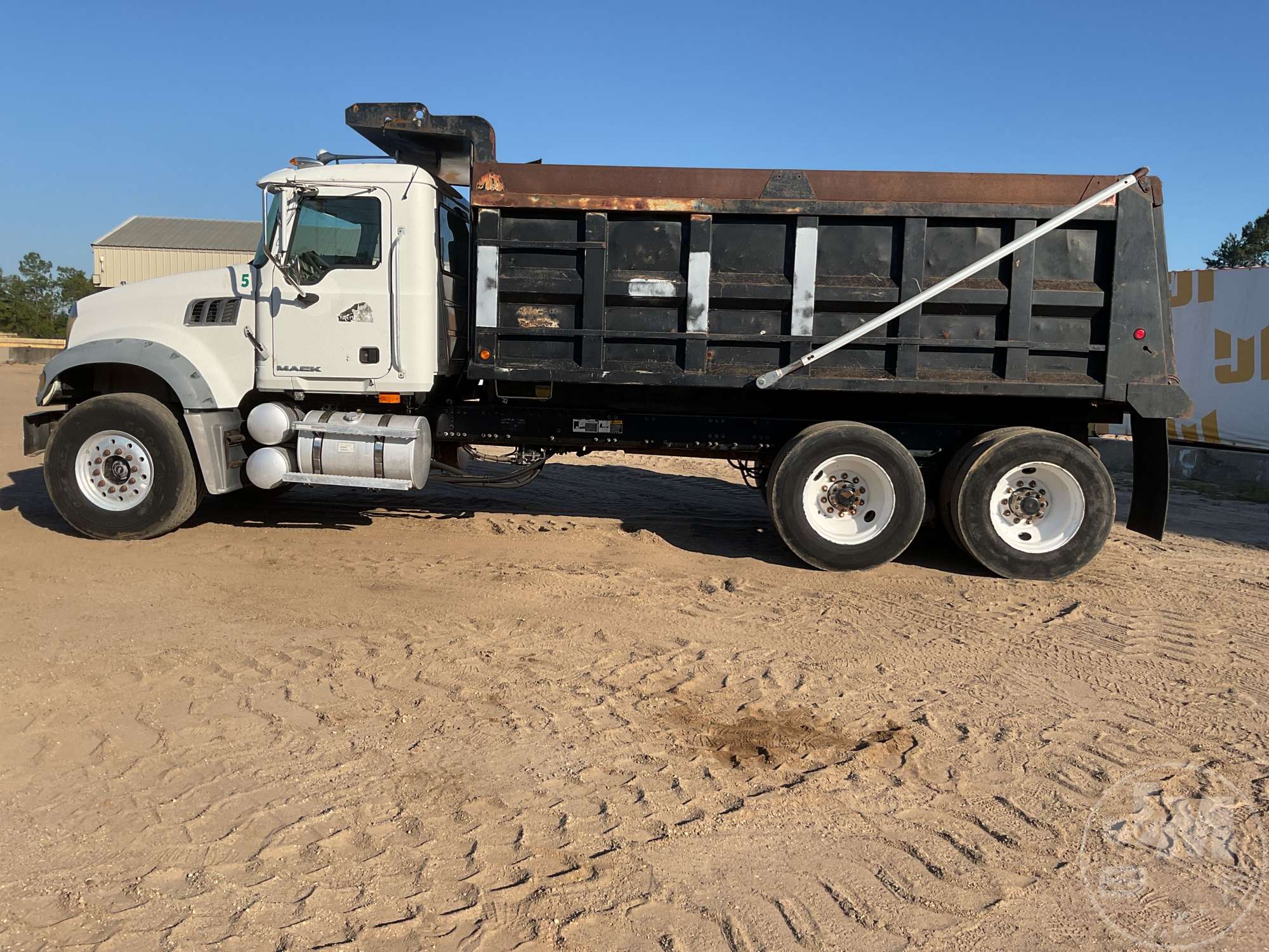 2007 Mack CTP GRANITE