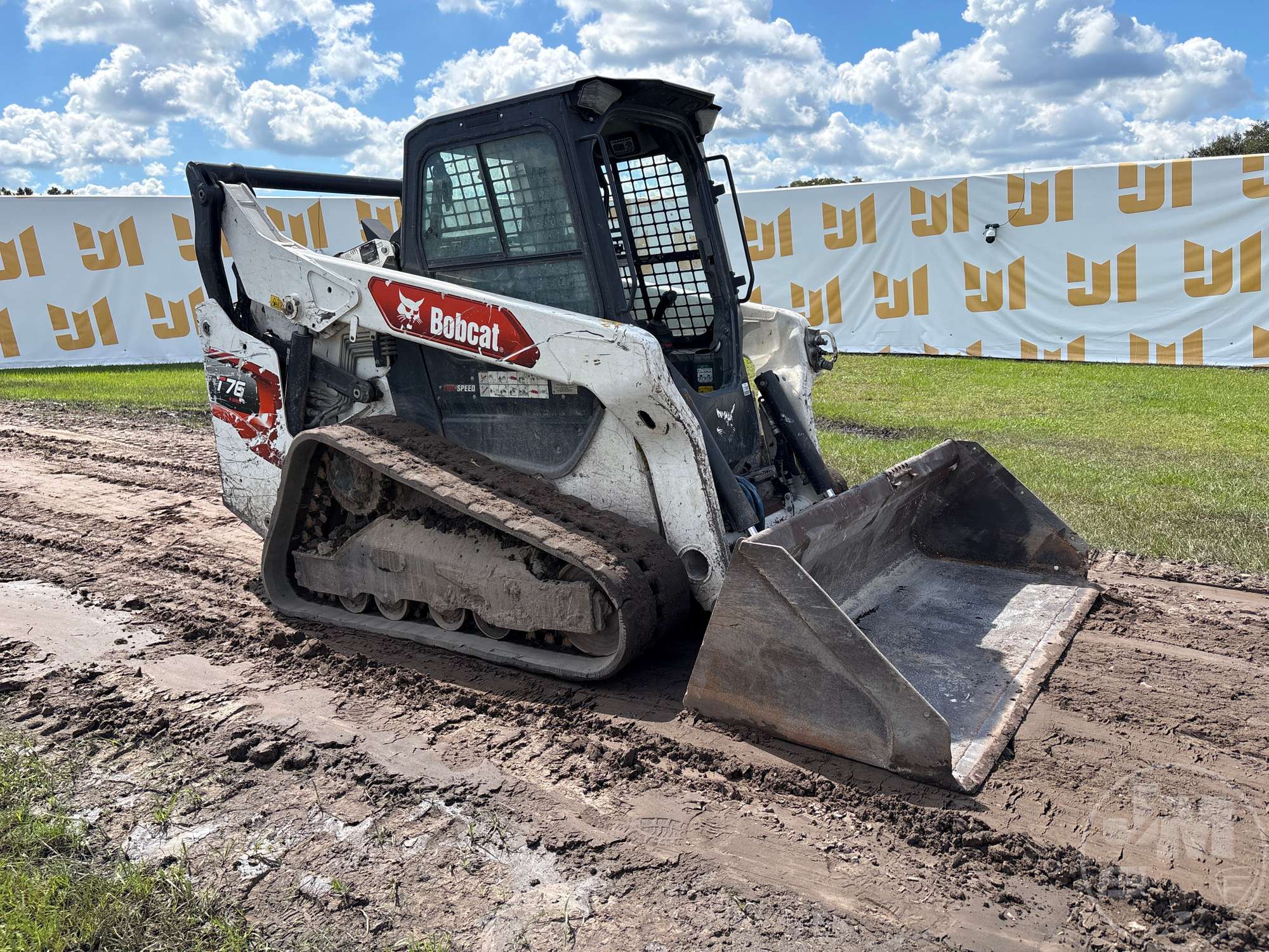 2024 Bobcat T76
