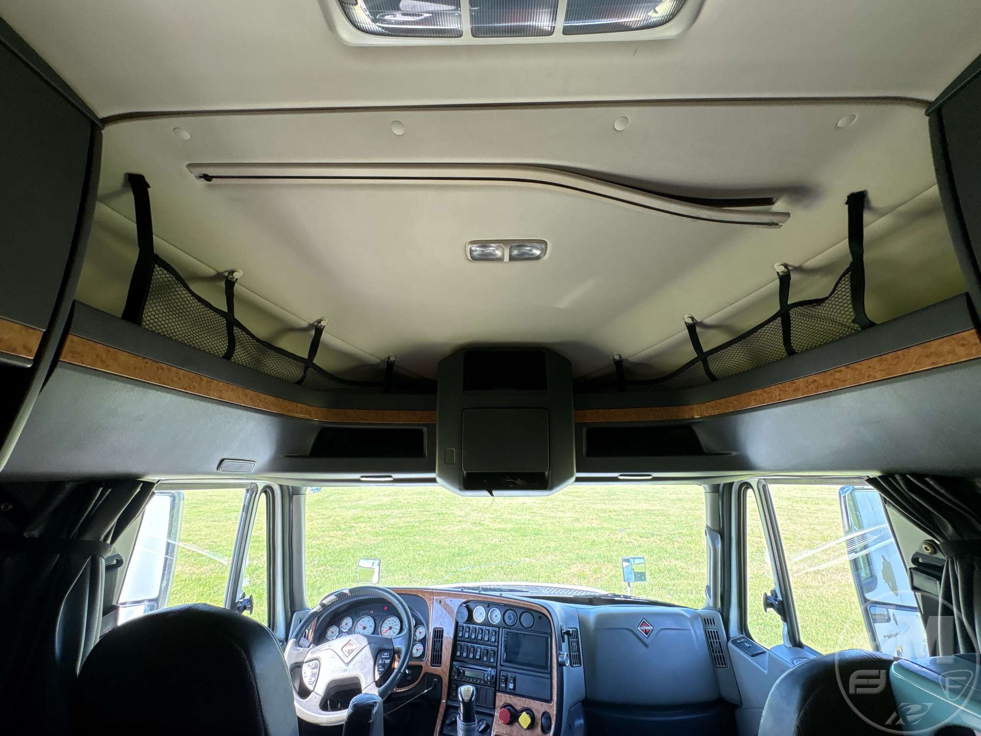2014 International LF687