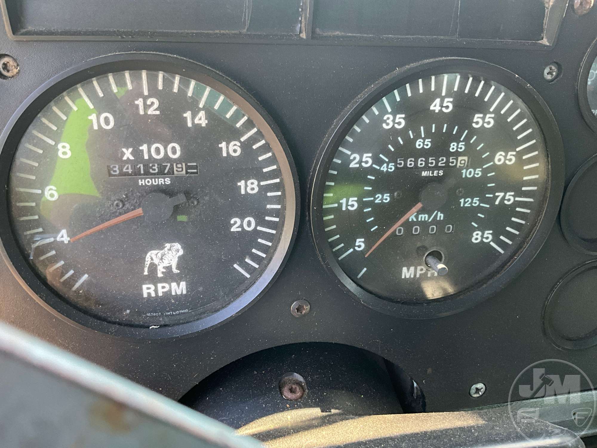 1996 Mack CH613