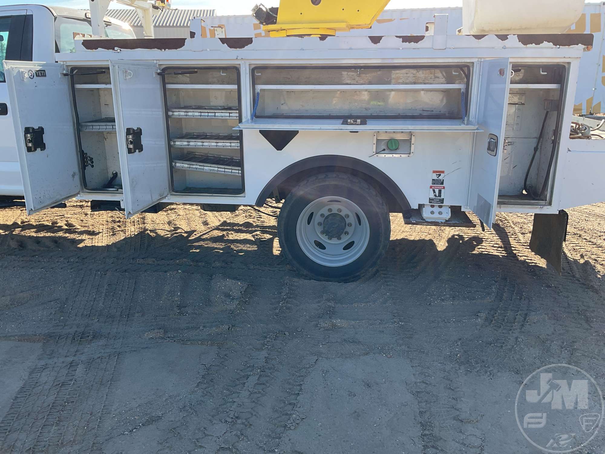 2017 Ford F-550 XL
