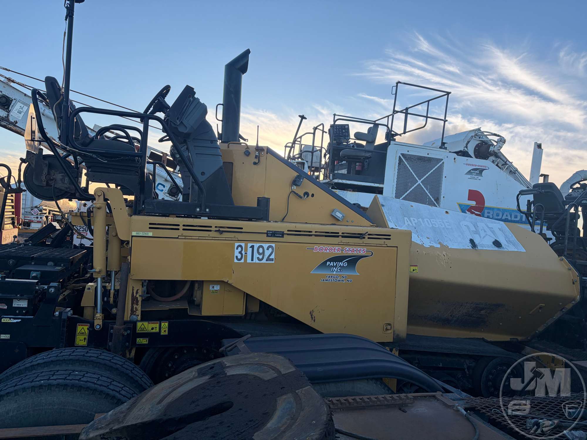Photo of 2012 Caterpillar AP1055E