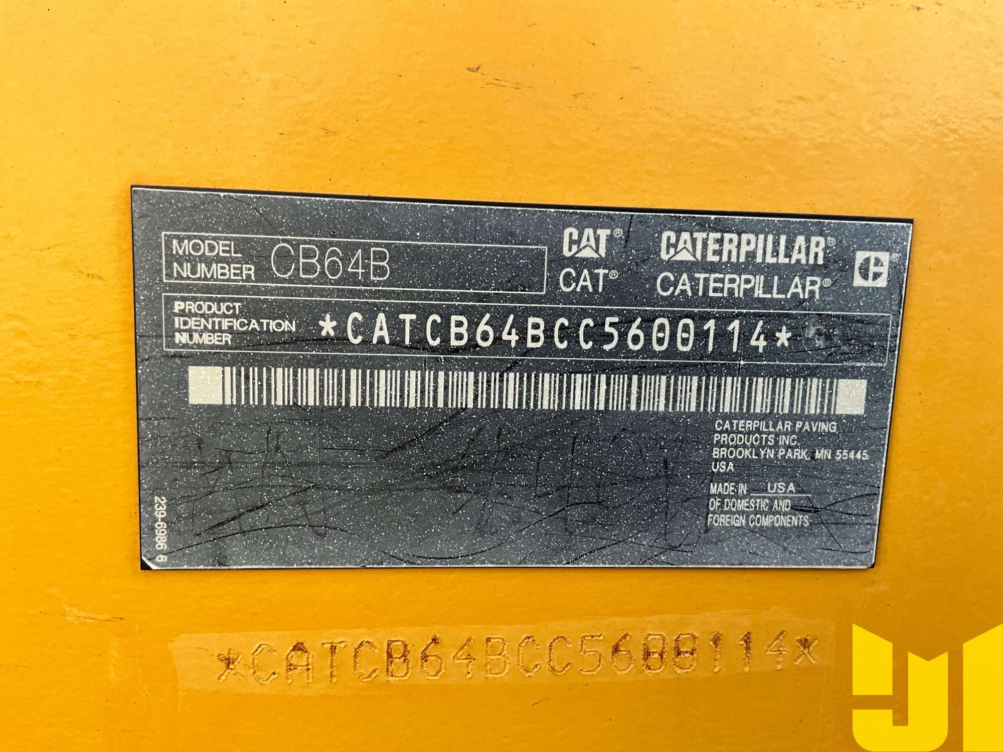 2015 Caterpillar CB64B