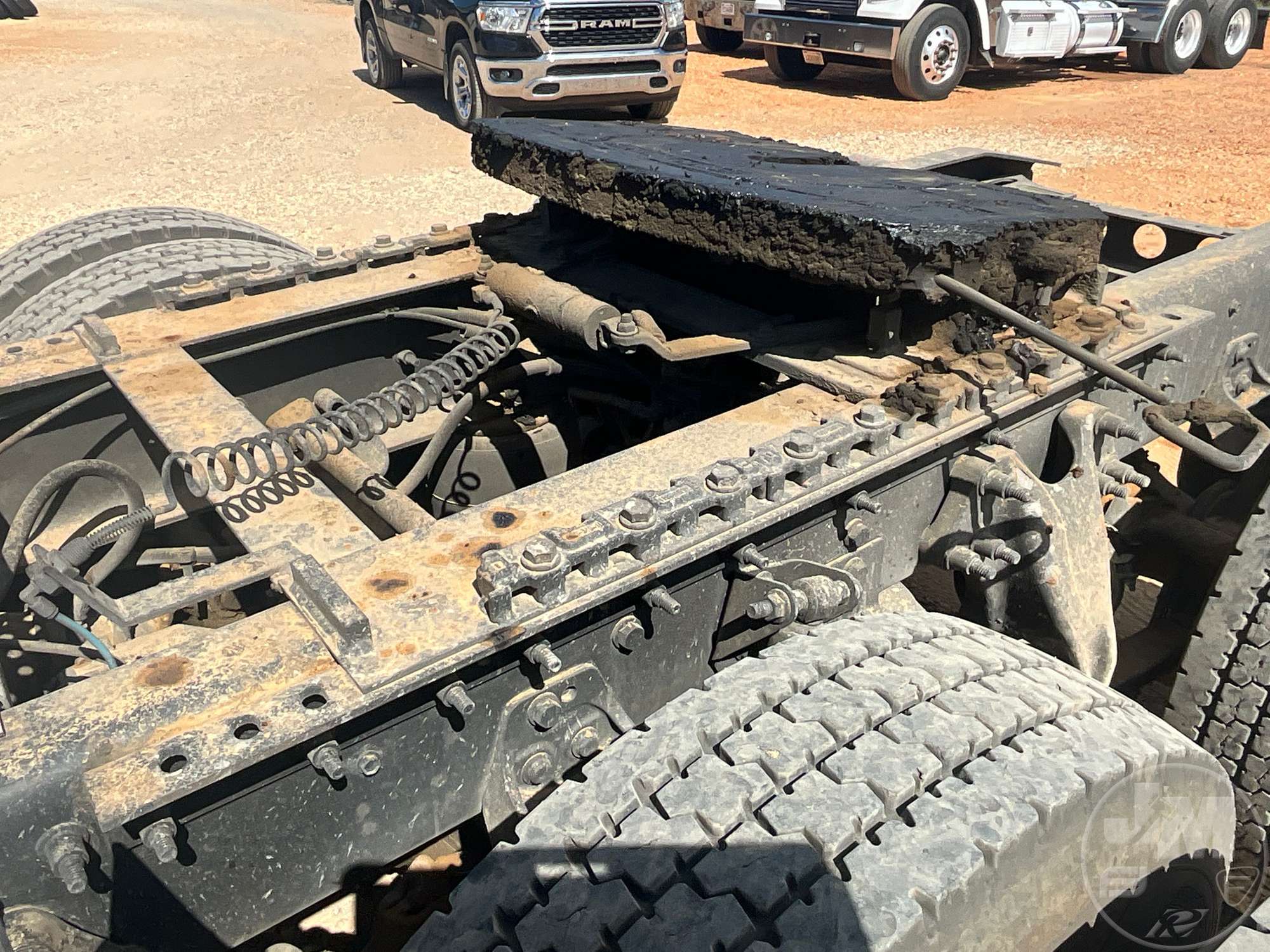 2020 International LT625 6X4