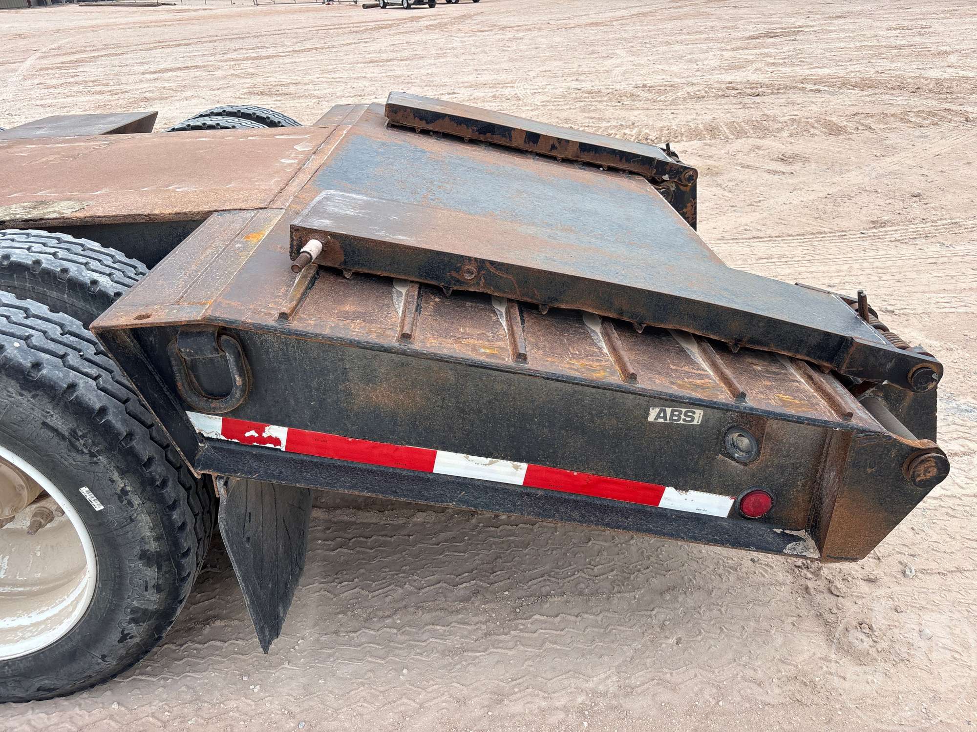 2012 Atoka LOWBOY 50 TON TRAILER