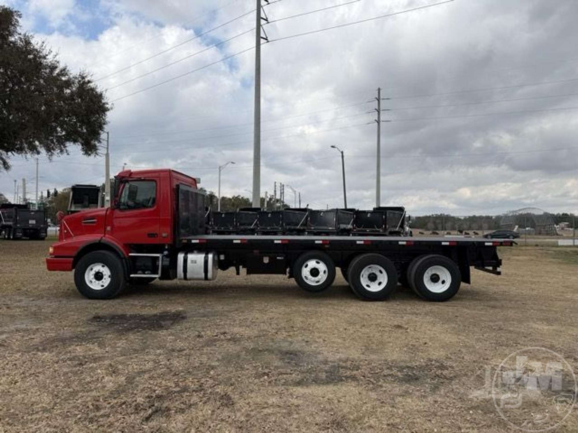2014 Volvo VHD