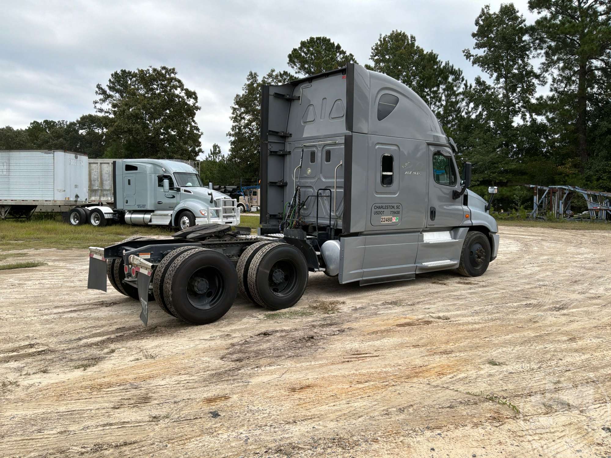 2016 Freightliner CASCADIA