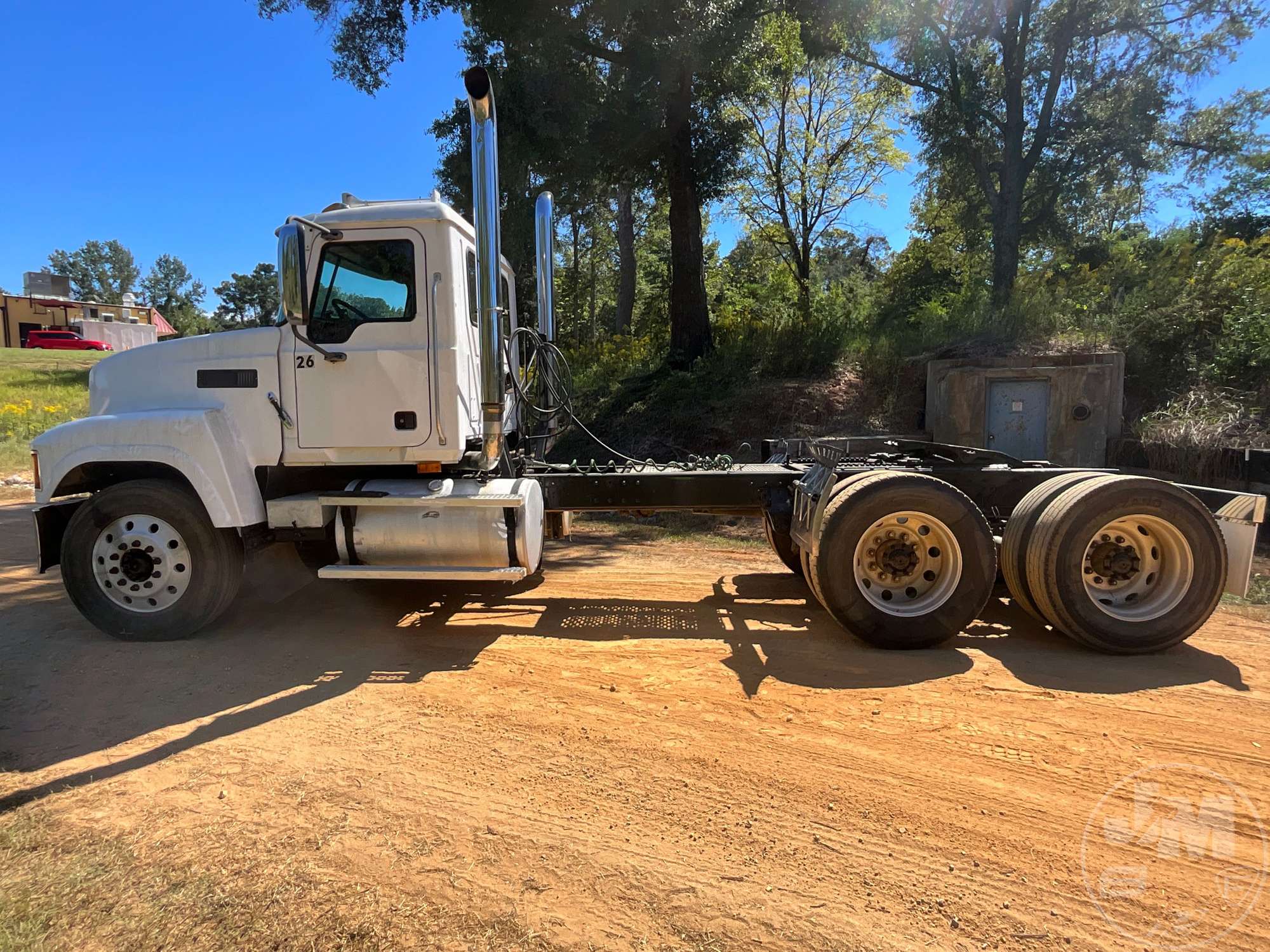 2004 Mack CH613