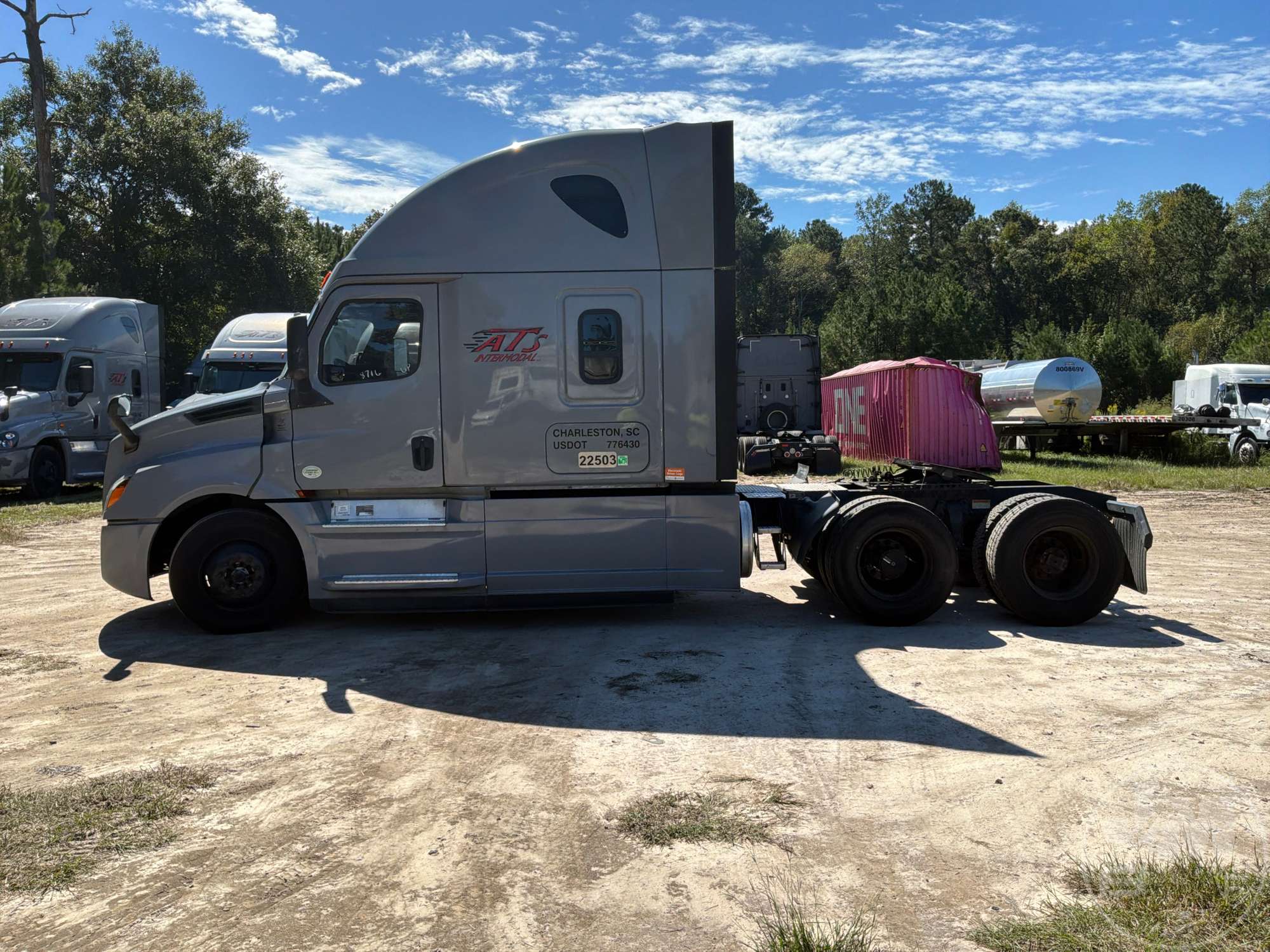 2019 Freightliner CASCADIA