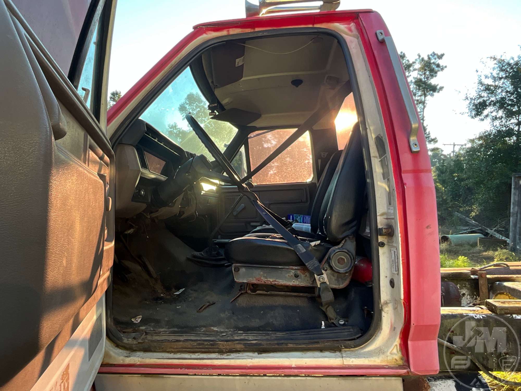 1995 Ford F-700