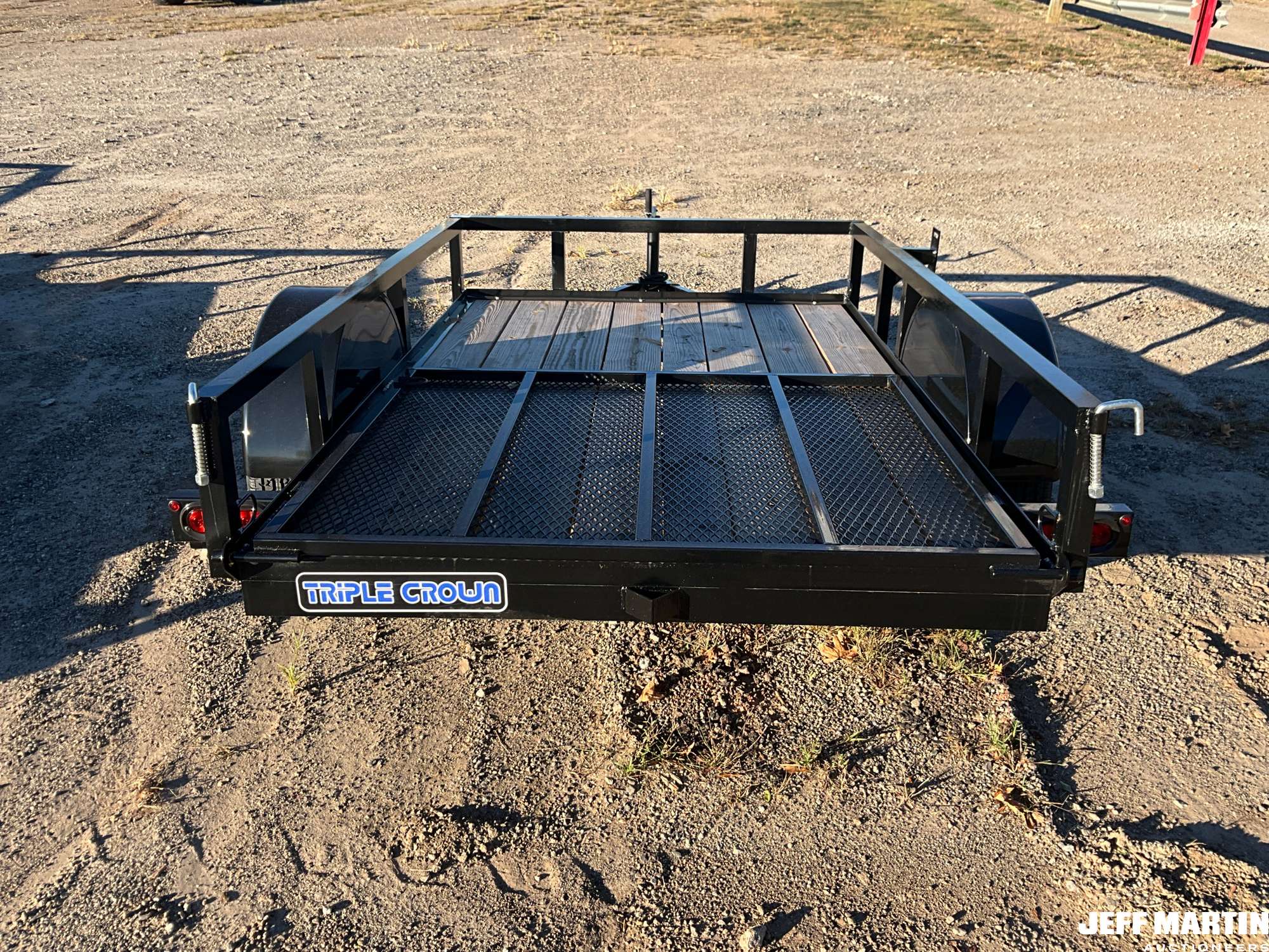 2027 TRIPLE CROWN TRAILERS, INC US5X8