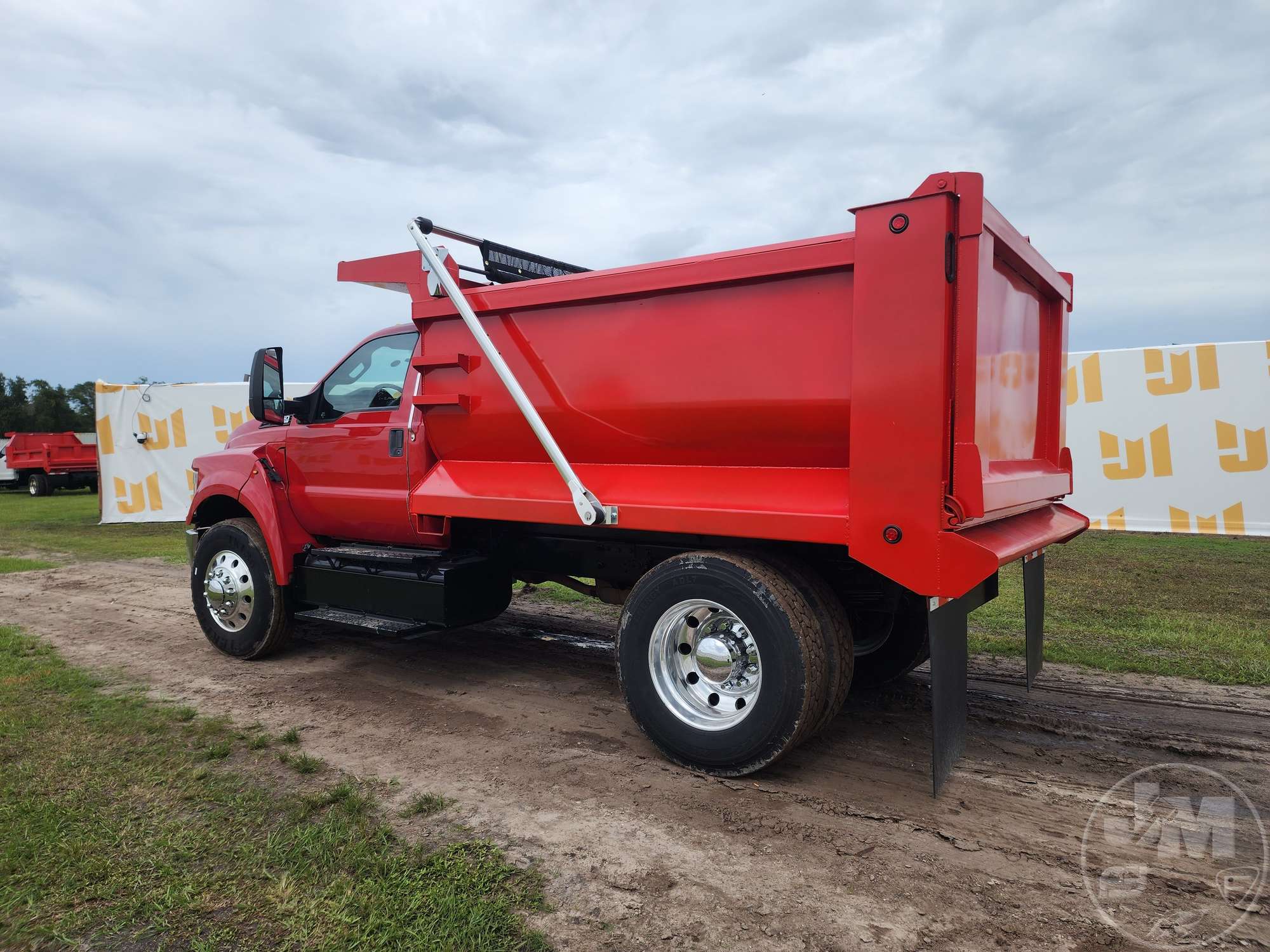 2017 Ford F-650