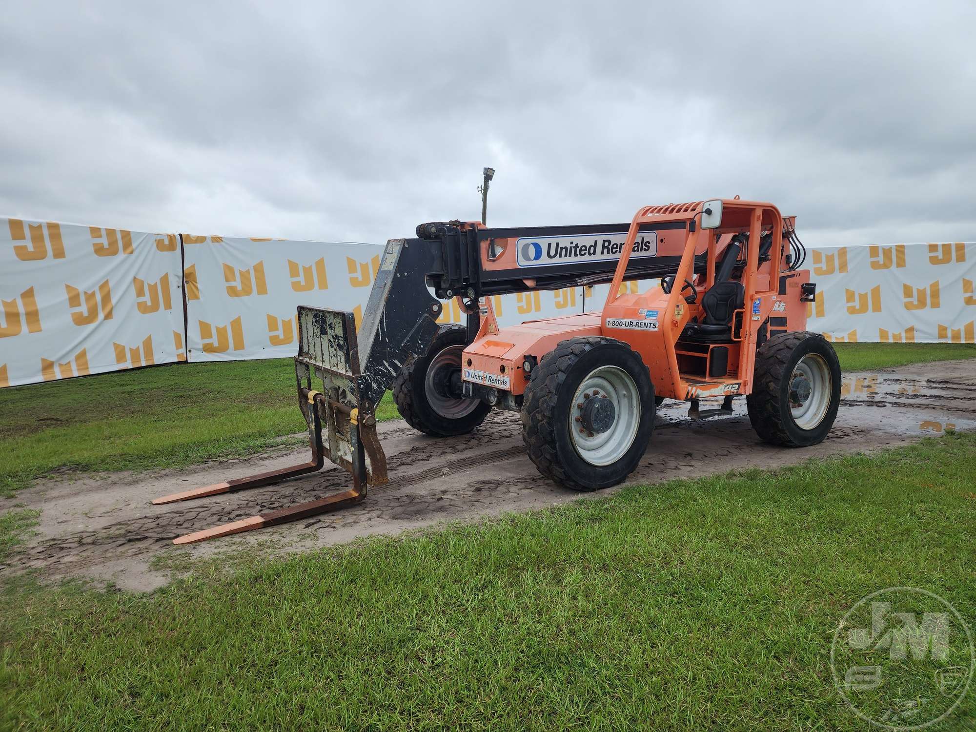 Photo of 2017 JLG 6042