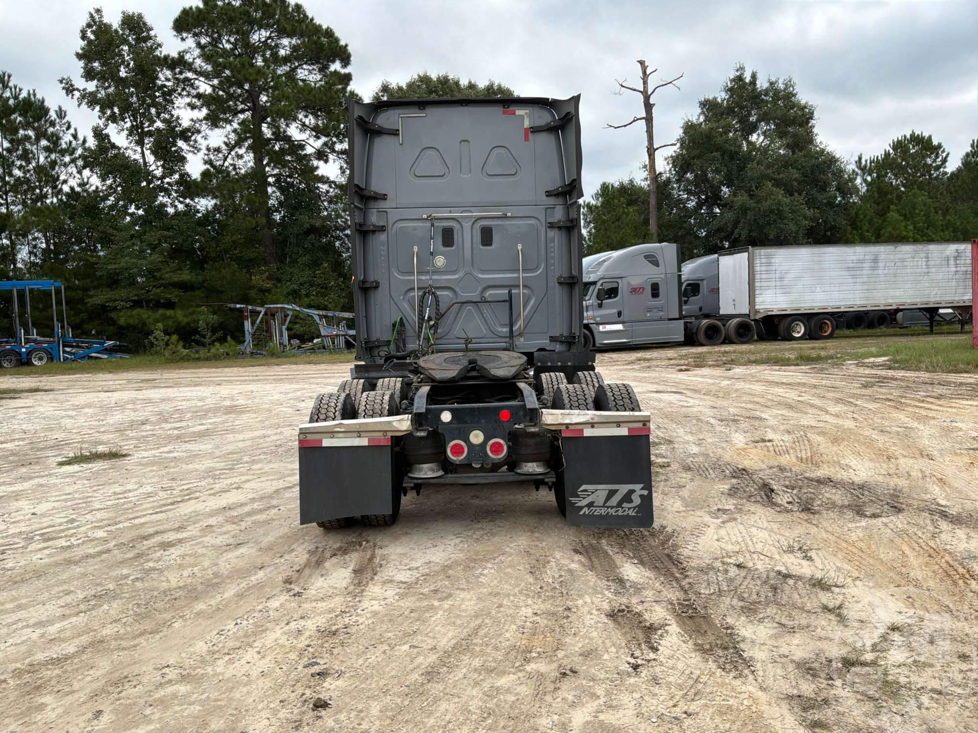 2016 Freightliner CASCADIA