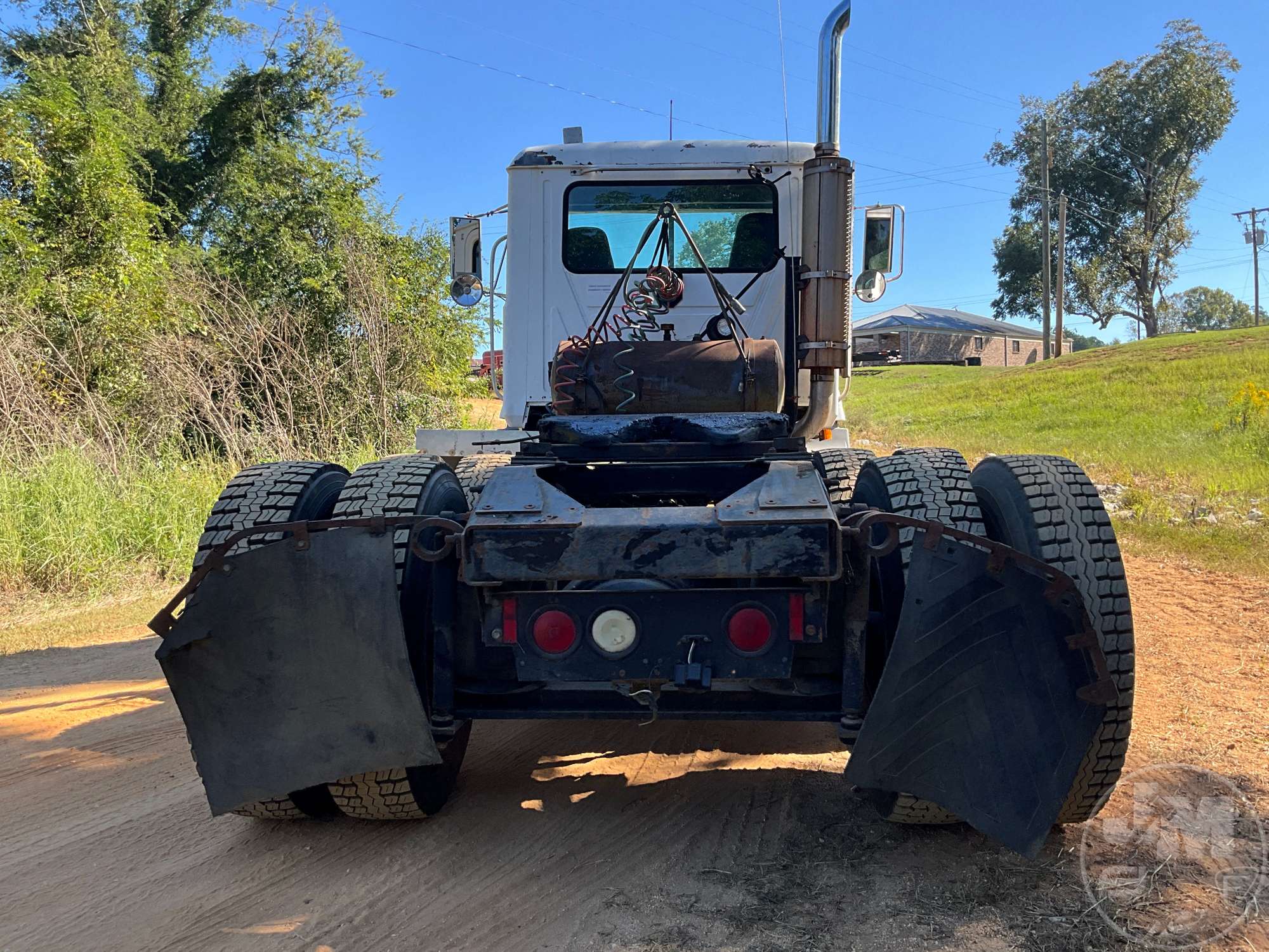 2000 Mack CH 613