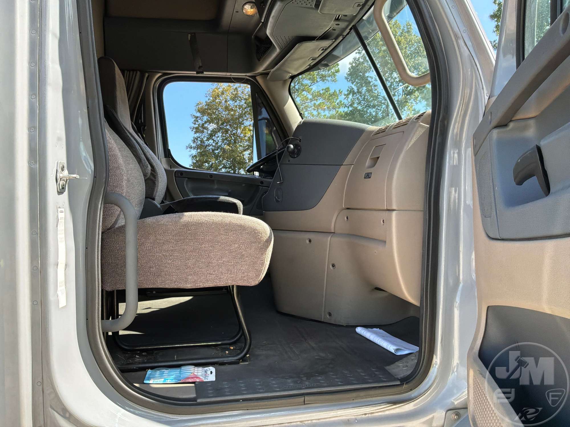 2017 Freightliner CASCADIA