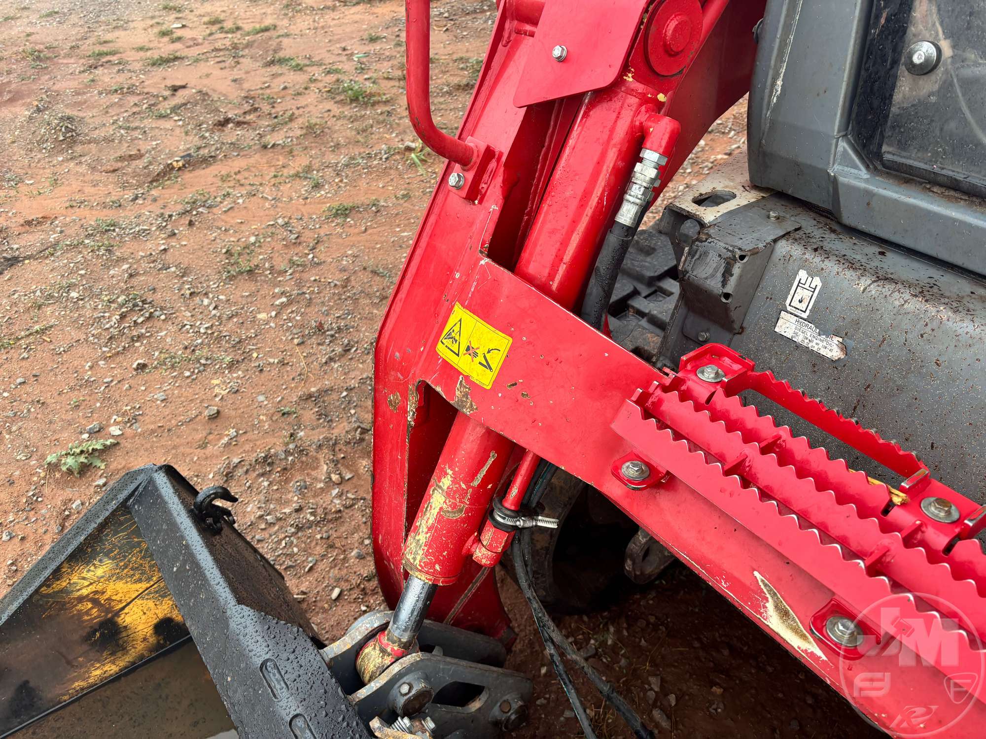 2023 Takeuchi TL12V-2