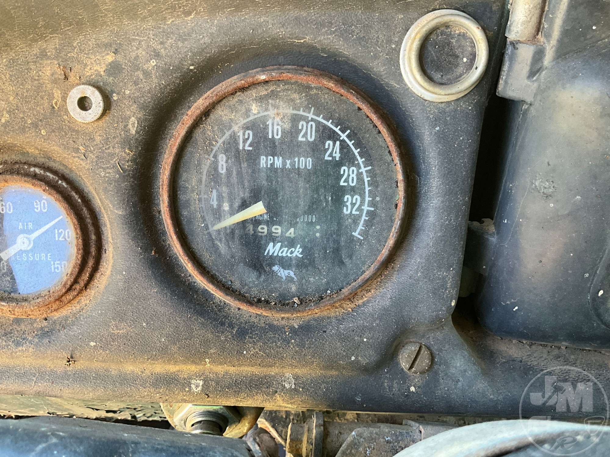 0 Mack R-600