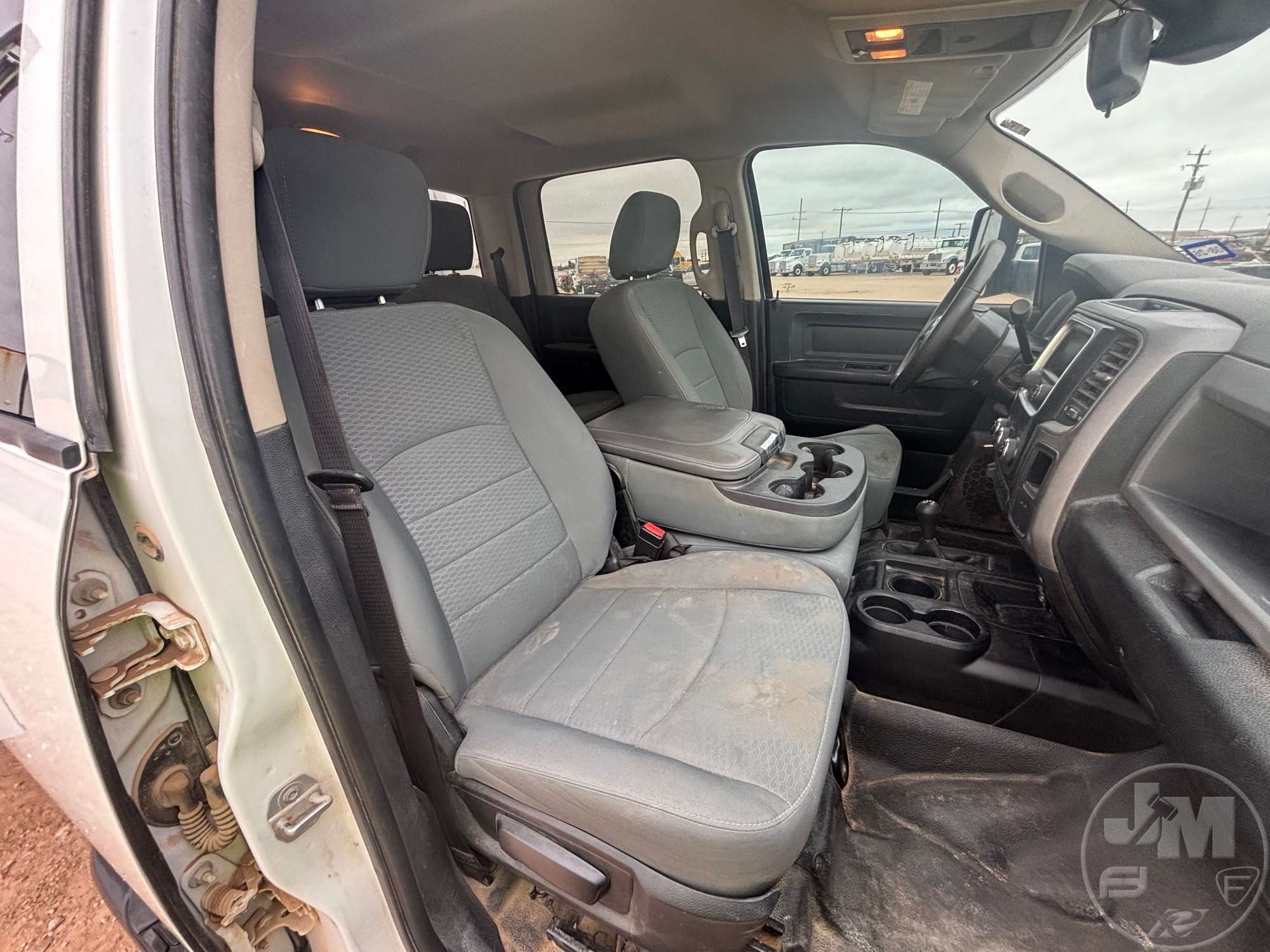 2015 Dodge 3500HD CREW CAB 4X4