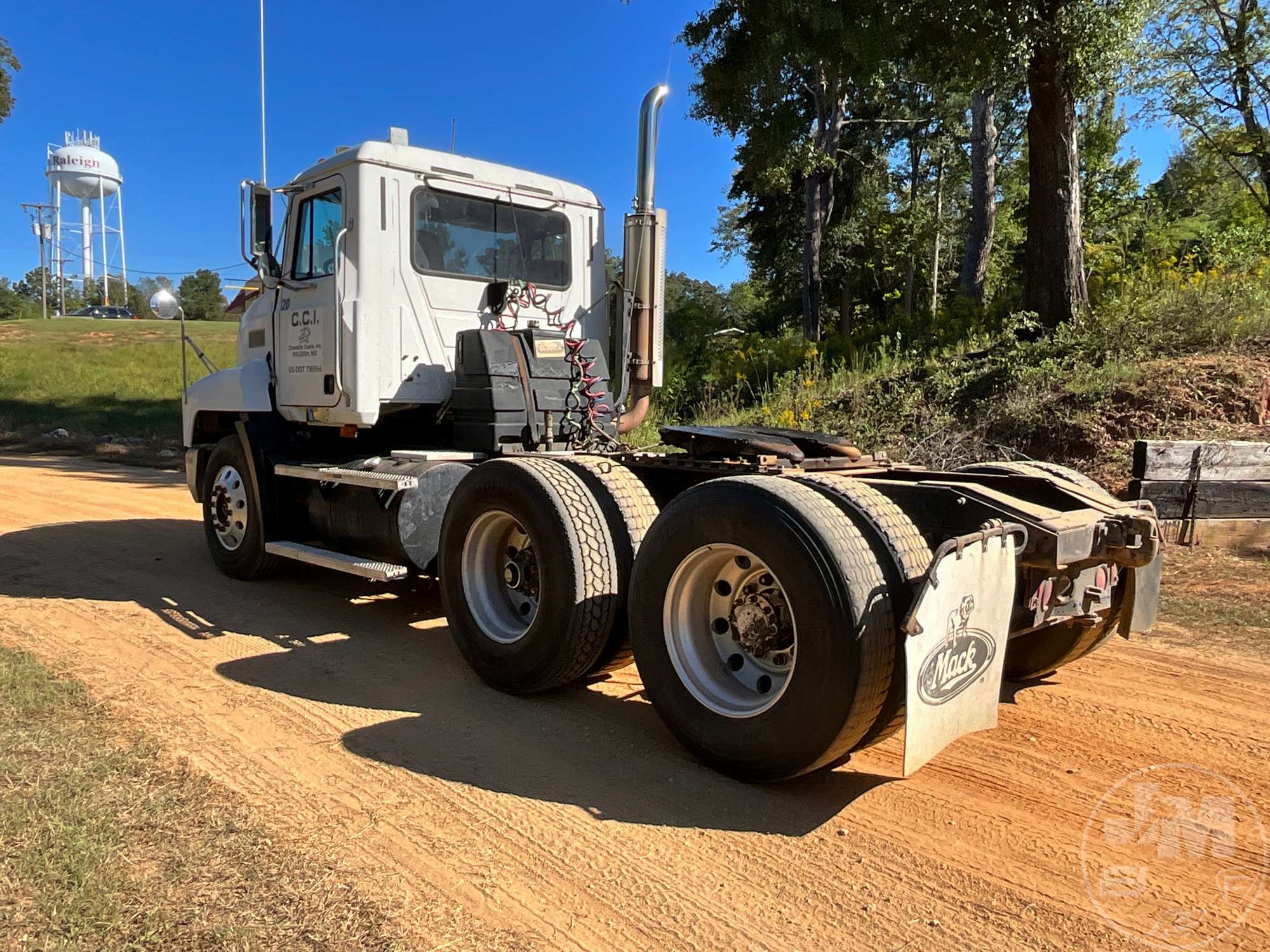 2000 Mack CH613