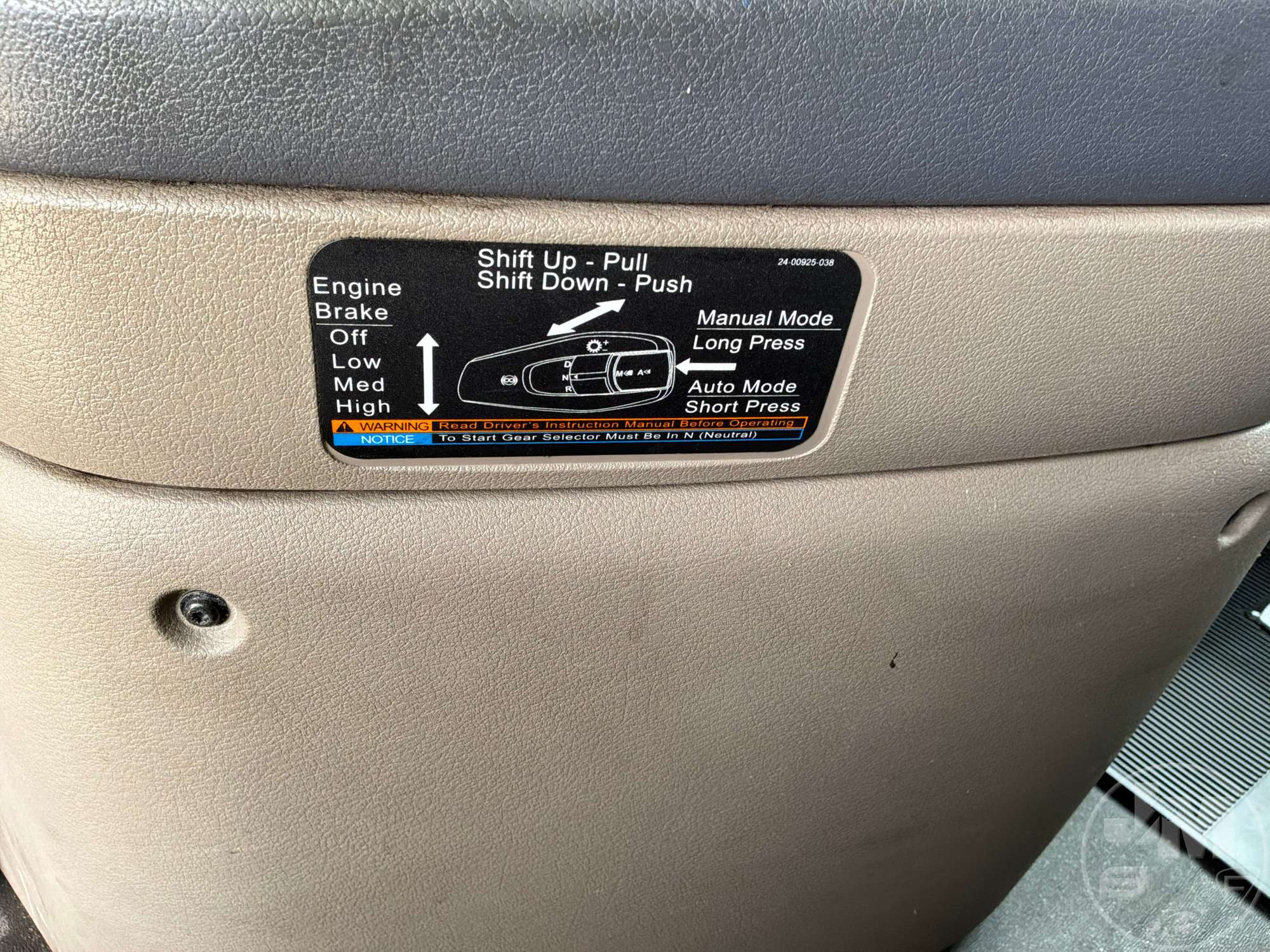 2016 Freightliner CASCADIA