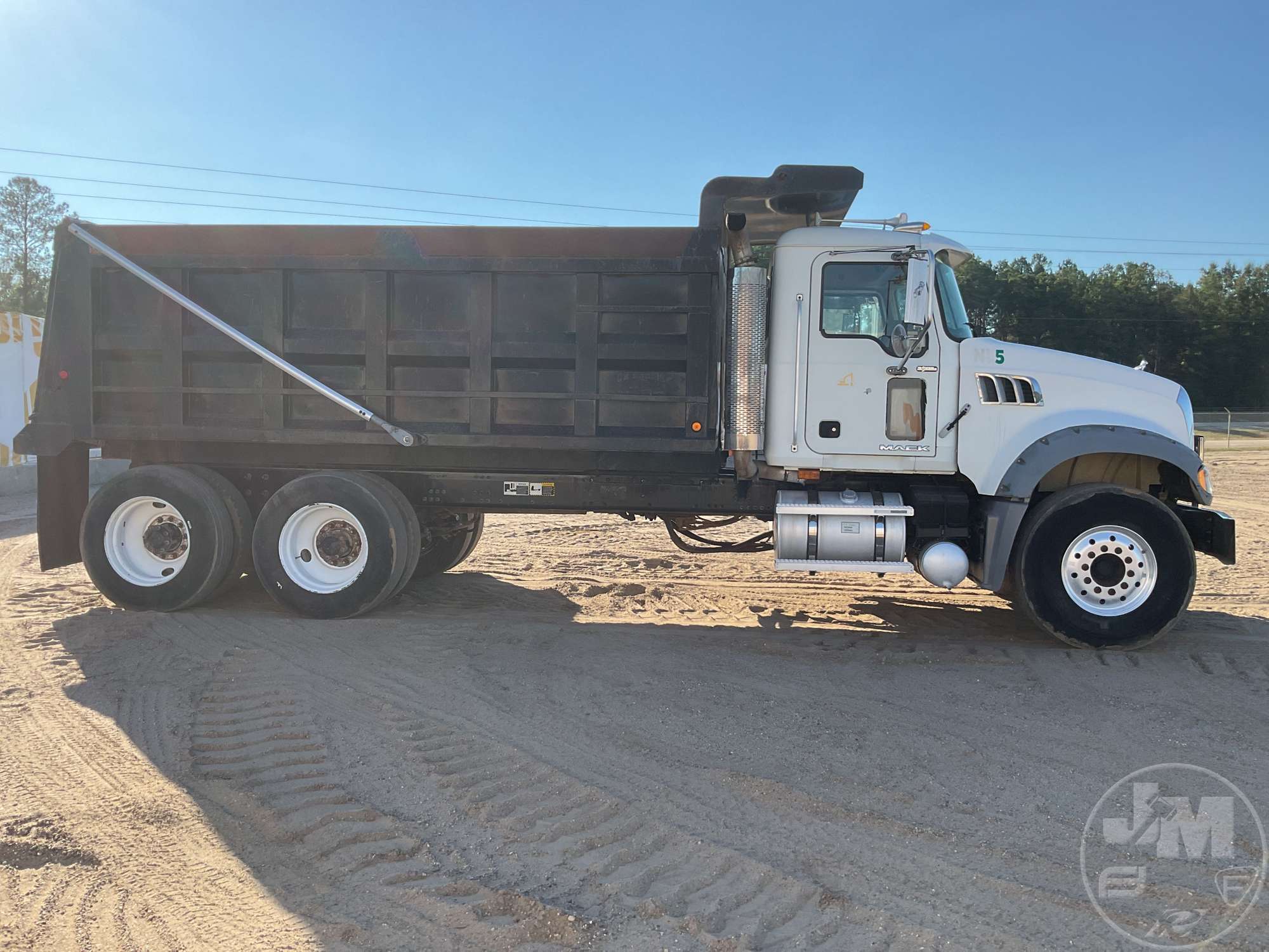 2007 Mack CTP GRANITE