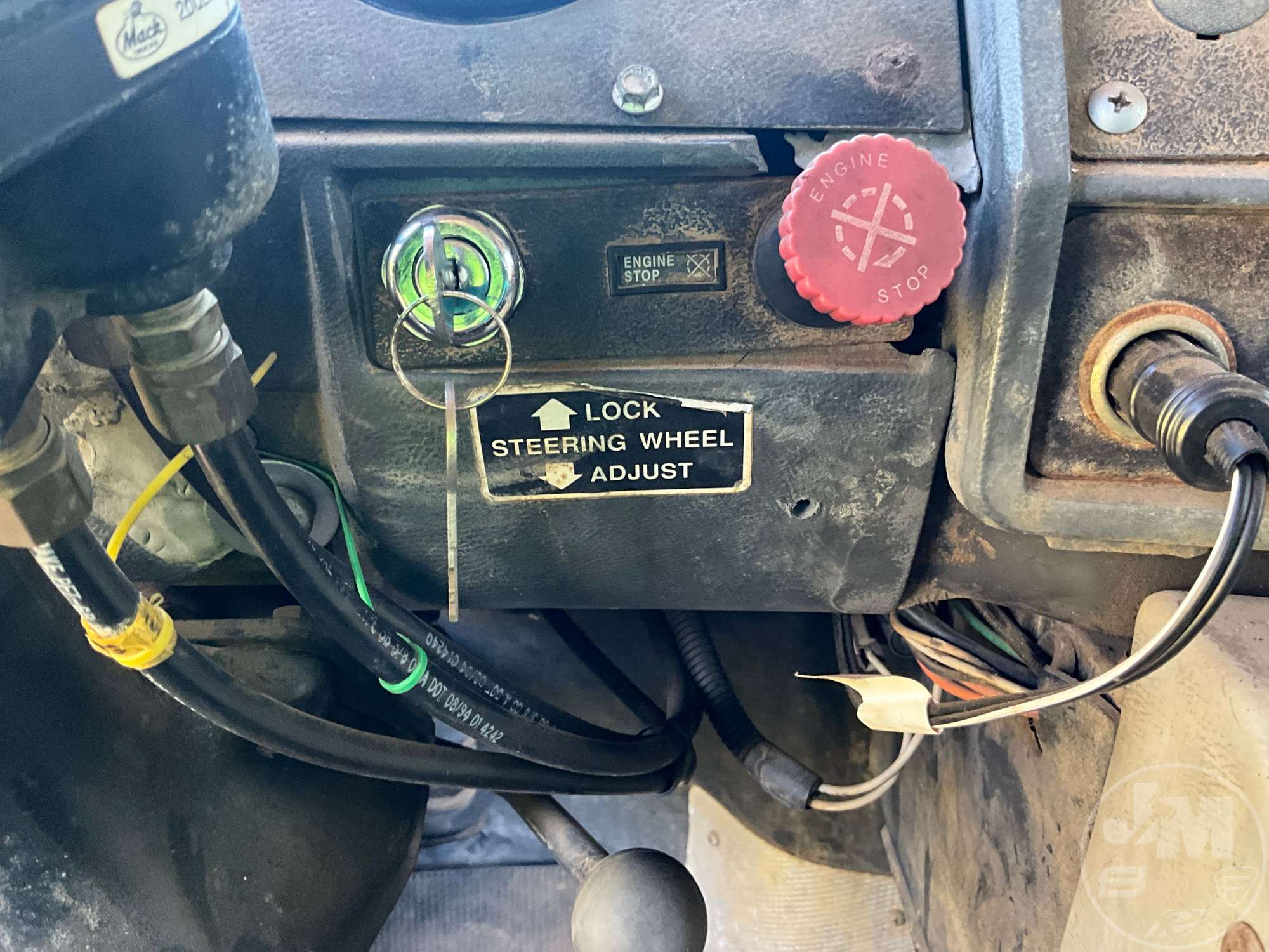 1995 Mack RD 688S