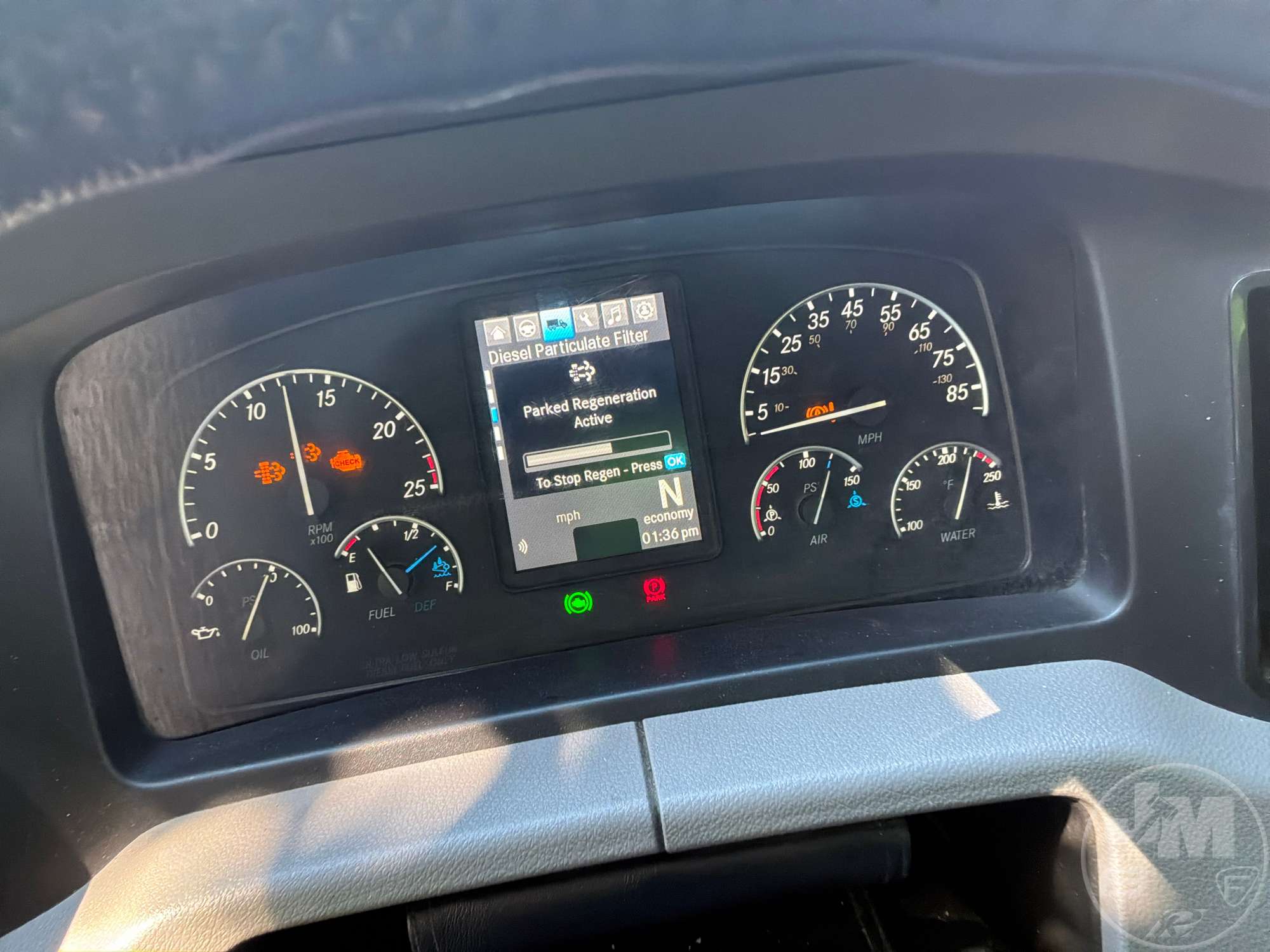 2021 Freightliner CASCADIA EVOLUTION