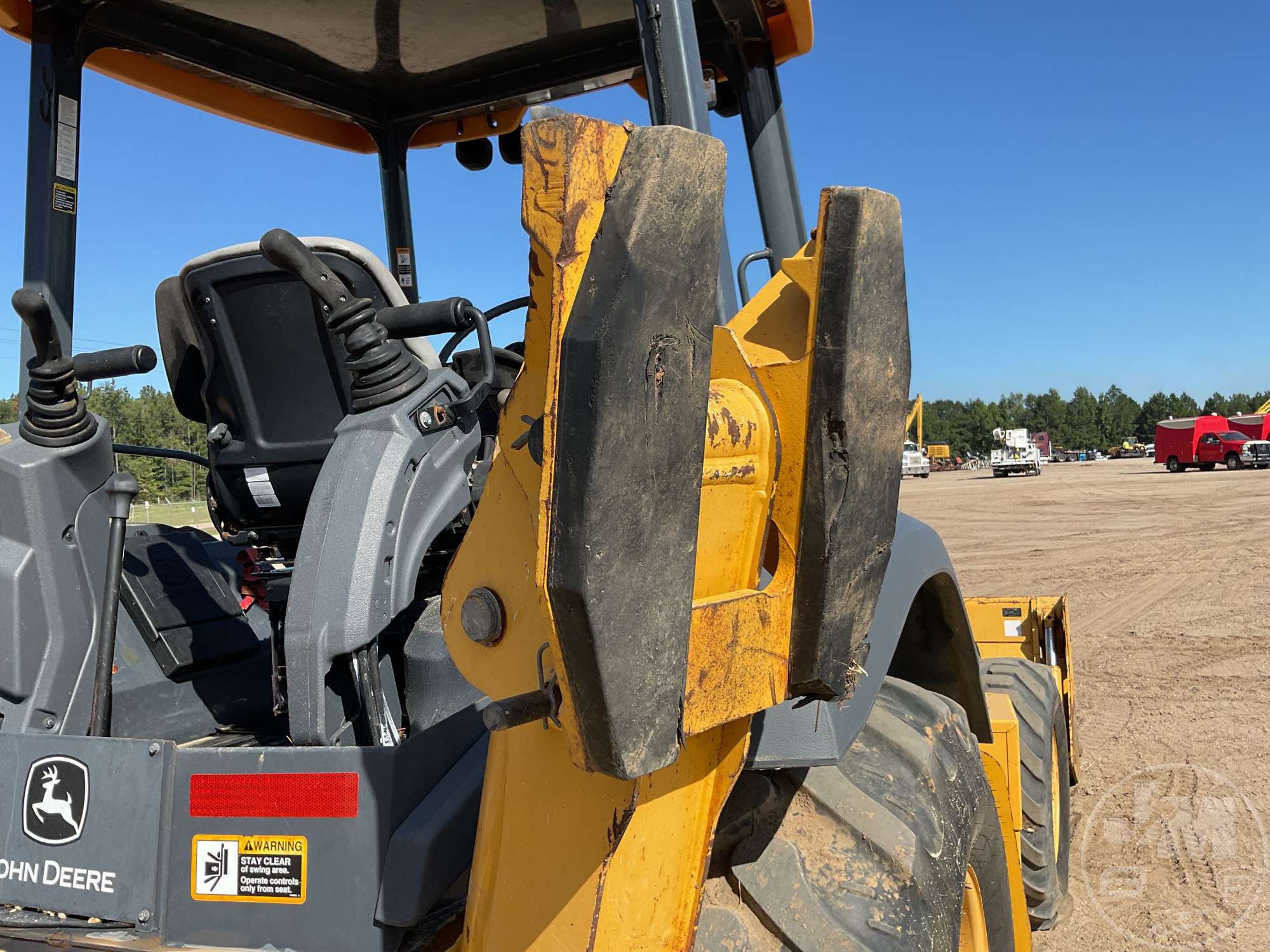 2018 John Deere 310SL