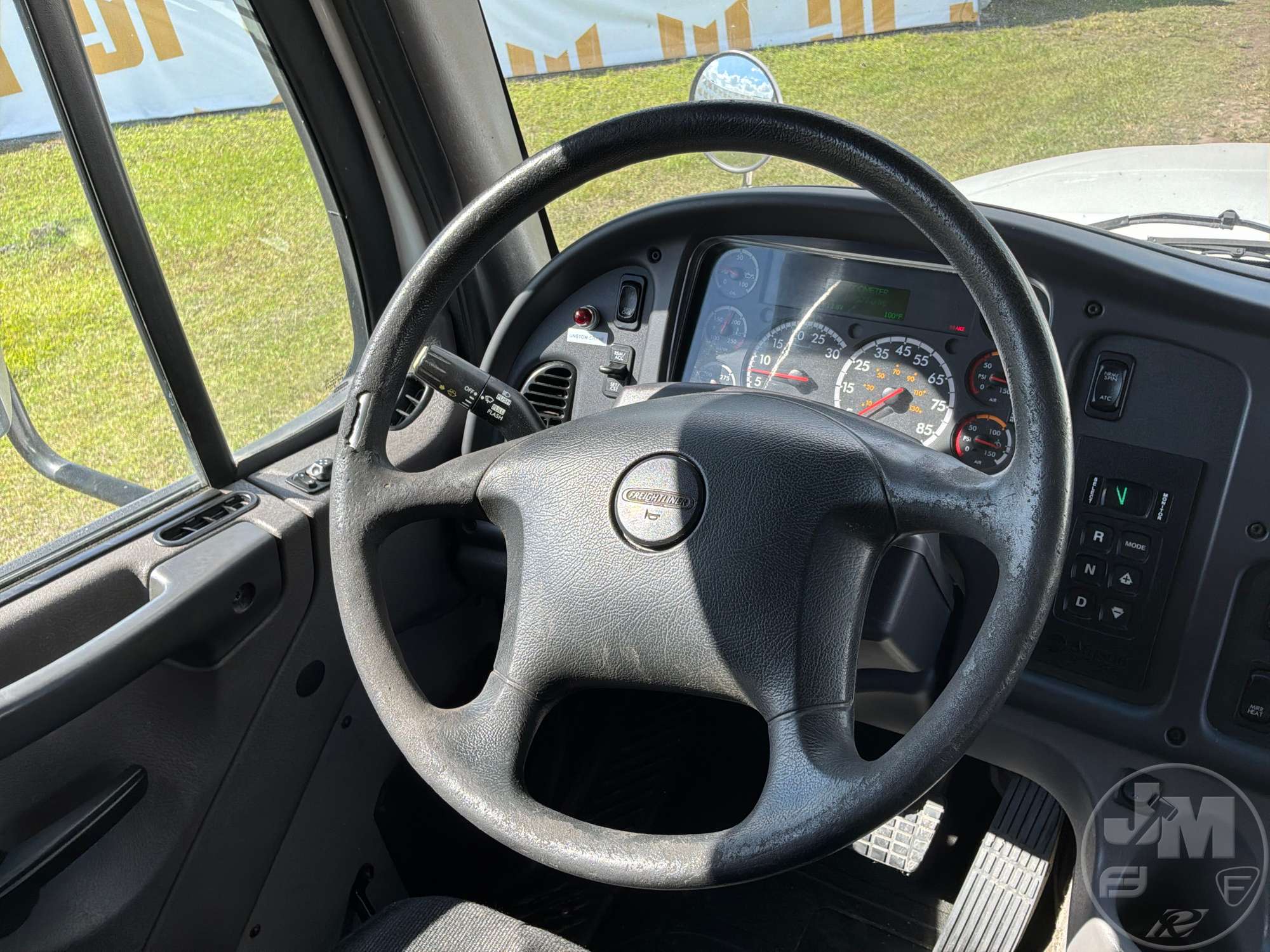 2018 Freightliner M2
