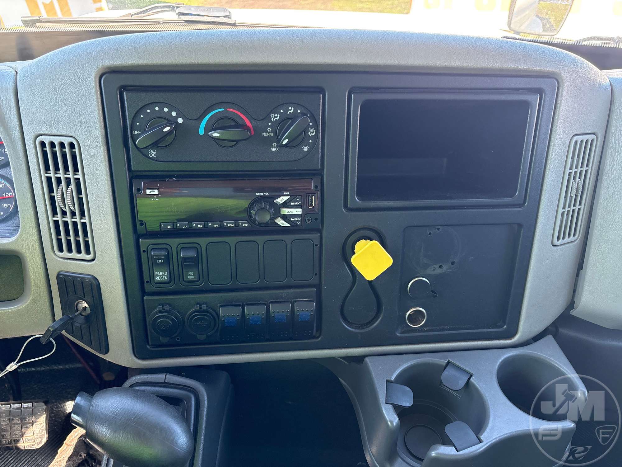 2017 International 4300
